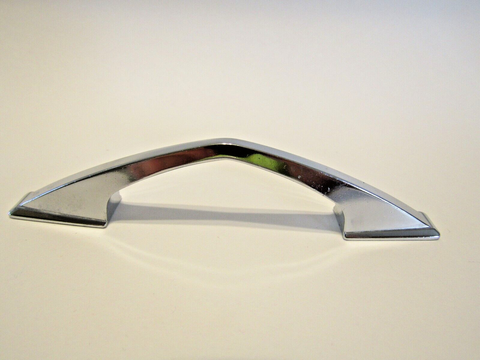 Vintage Nos Chrome Chevron Drawer Pull V-Shape Cabinet Door Handle Amerock