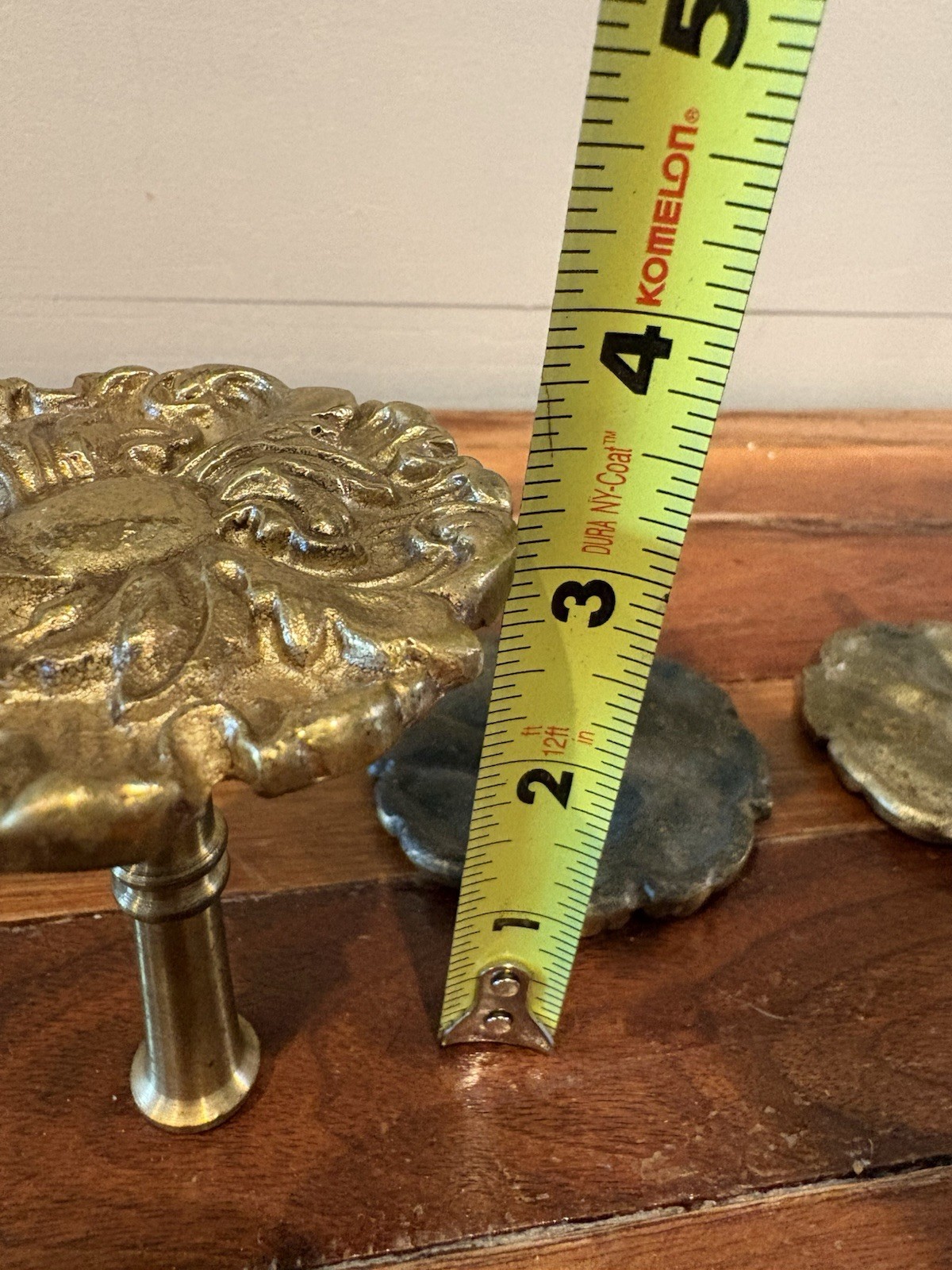 Antique Solid Brass Round Ornate Floral Drawer Cabinet Dresser Knobs/Curtain Tie