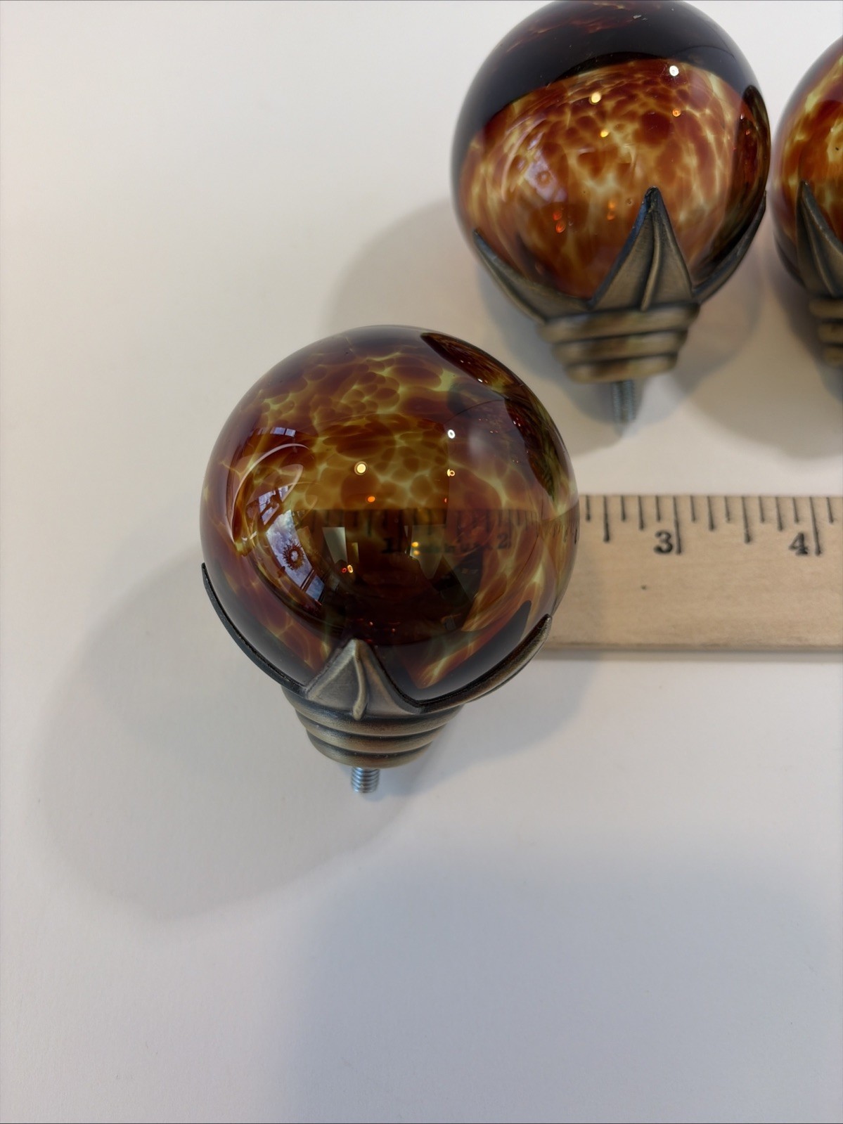 4 Vtg Spotted Amber Glass Tortoise Shell Brass Door Knob Drawer Pull Finial
