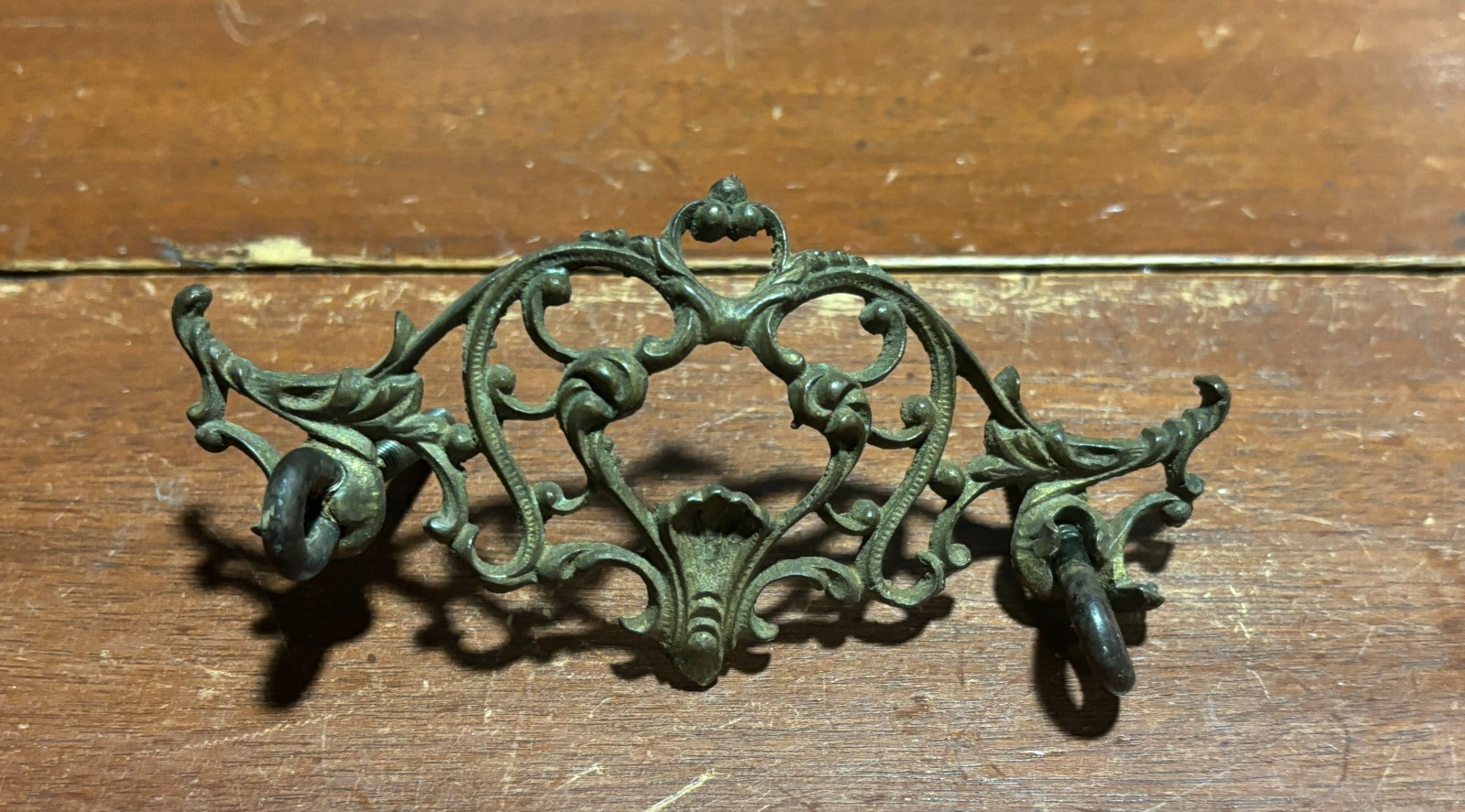 Lot of 4 Mixed Ornate Vintage Metal Drawer Backplates two with Pulls