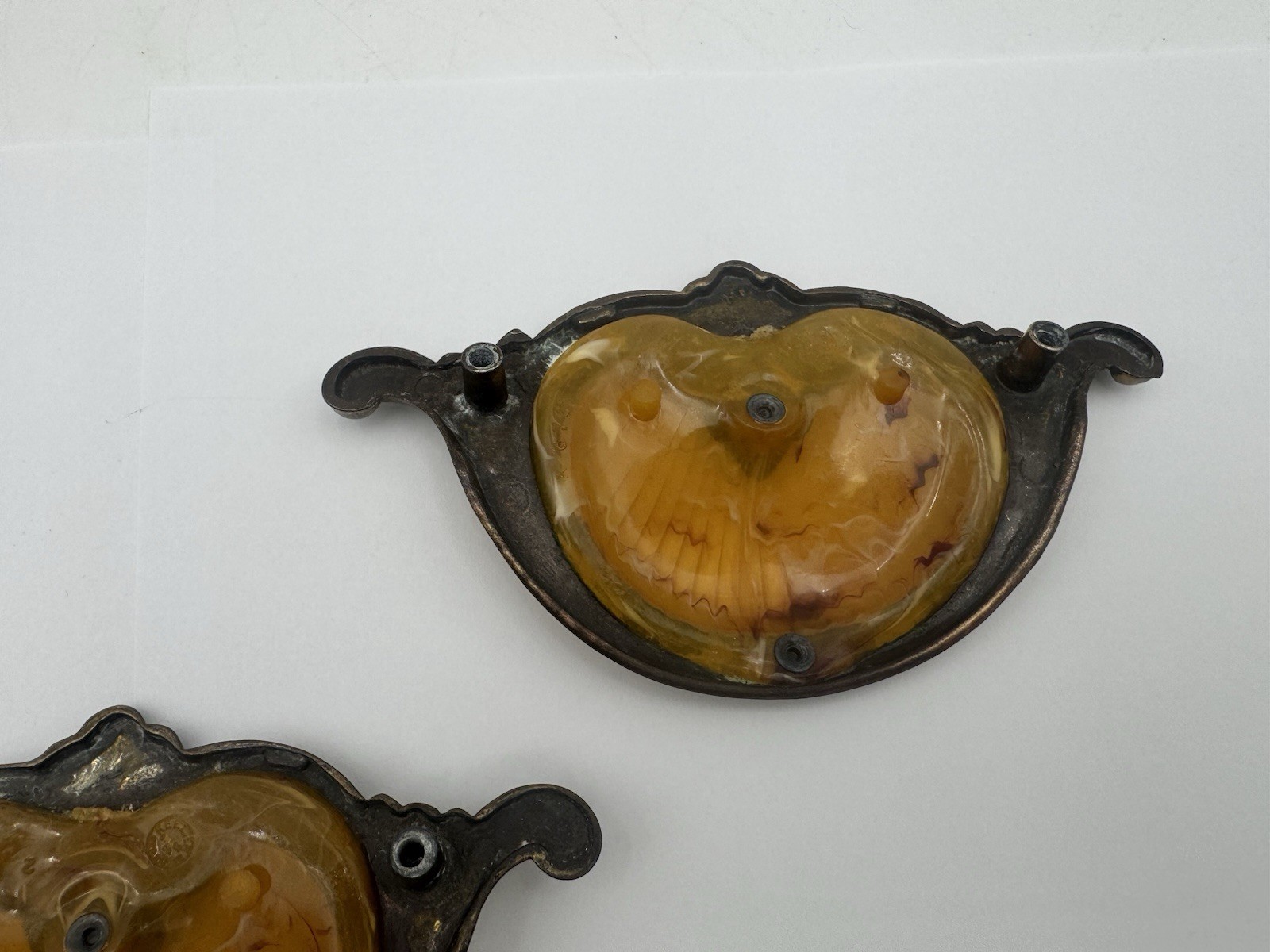 5 Antique Keeler Brass Waterfall Shell Handle Bakelite Dresser Pulls Beautiful