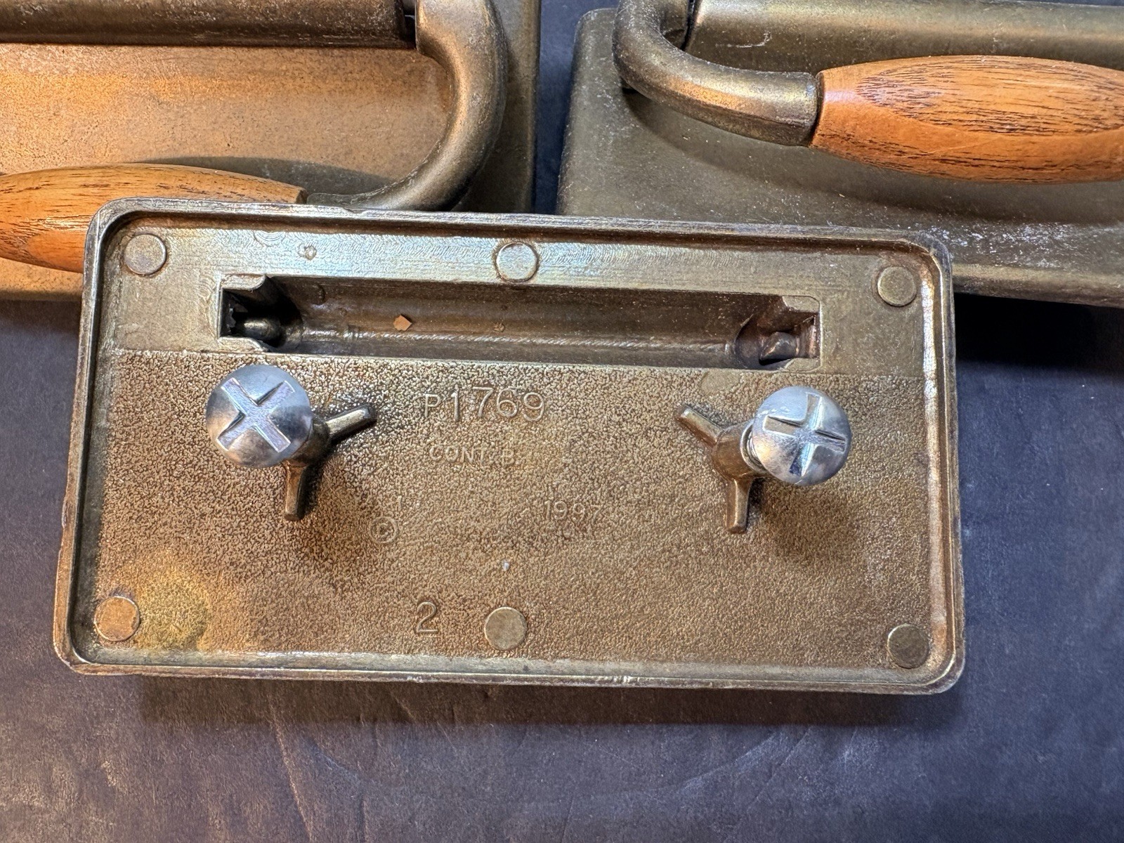 Vintage Bronze Tone Metal & Wood Drawer Pull Set Of 7 – 1997