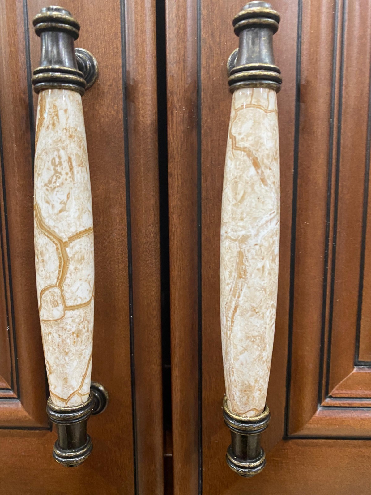 New Antique Style Brass & Marble Look Cabinet Handles Pulls Drawer Hardware.