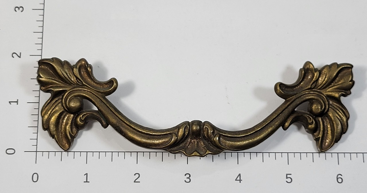 4 Lg Antique Brass French Provincial 6 1/4″ Cabinet Pulls Furniture Handle 5″ OC