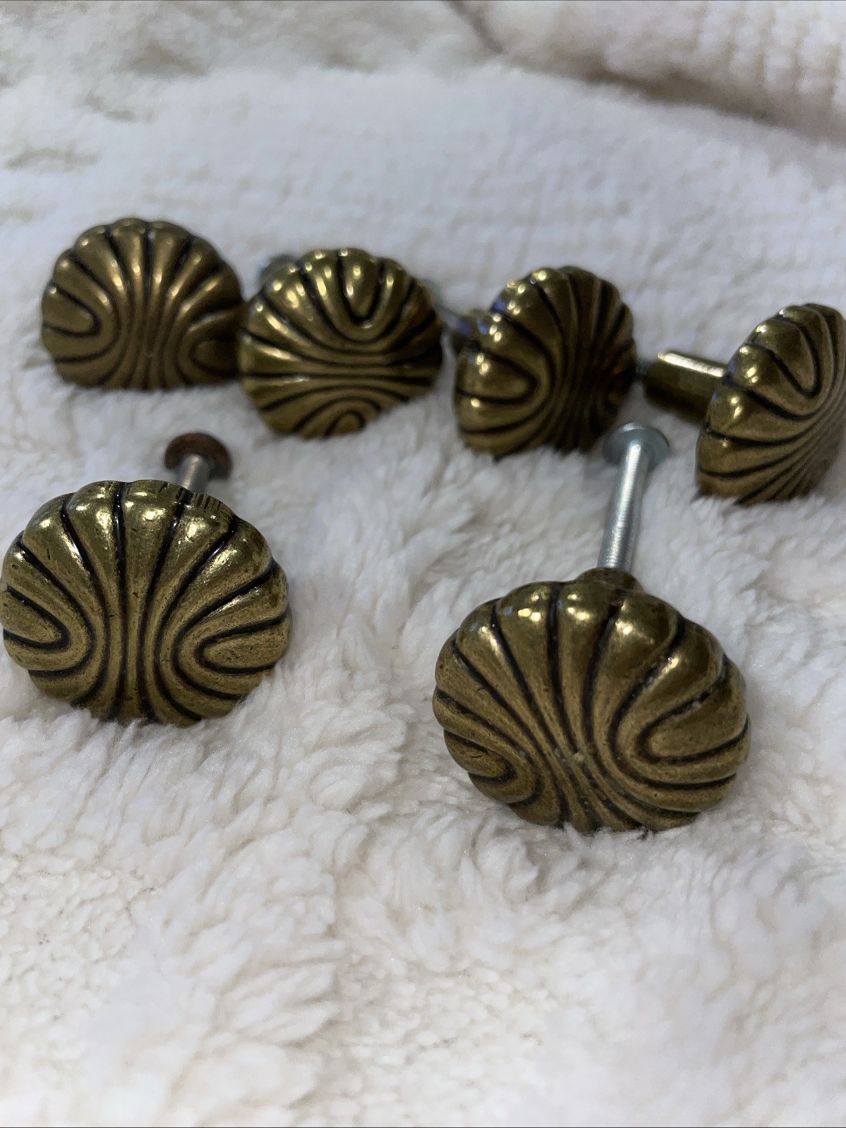 6 VTG Antique Brass Look Round Pinwheel Drawer Pull Traditional Hardware 1 1/8 “