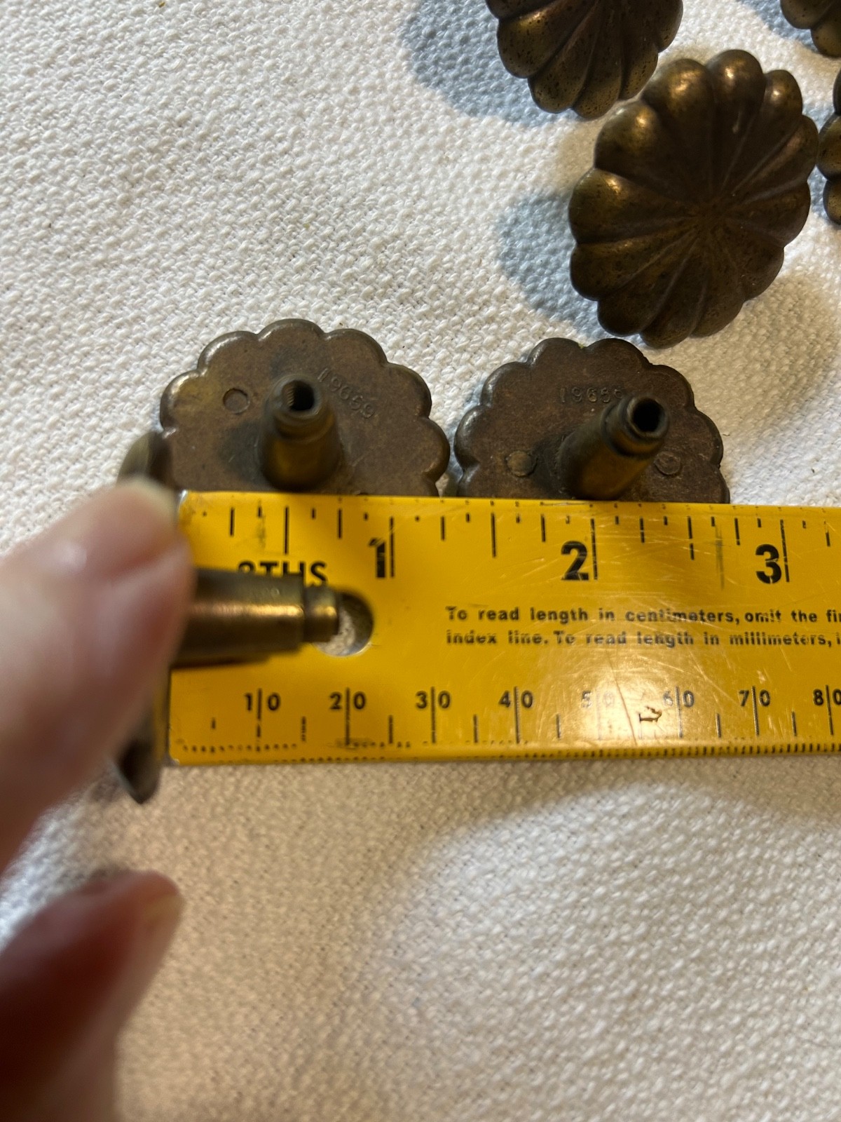 Lot 17 Vintage 60s Brass Ornate Drawer Pulls Floral Cabinet Knobs Round MCM