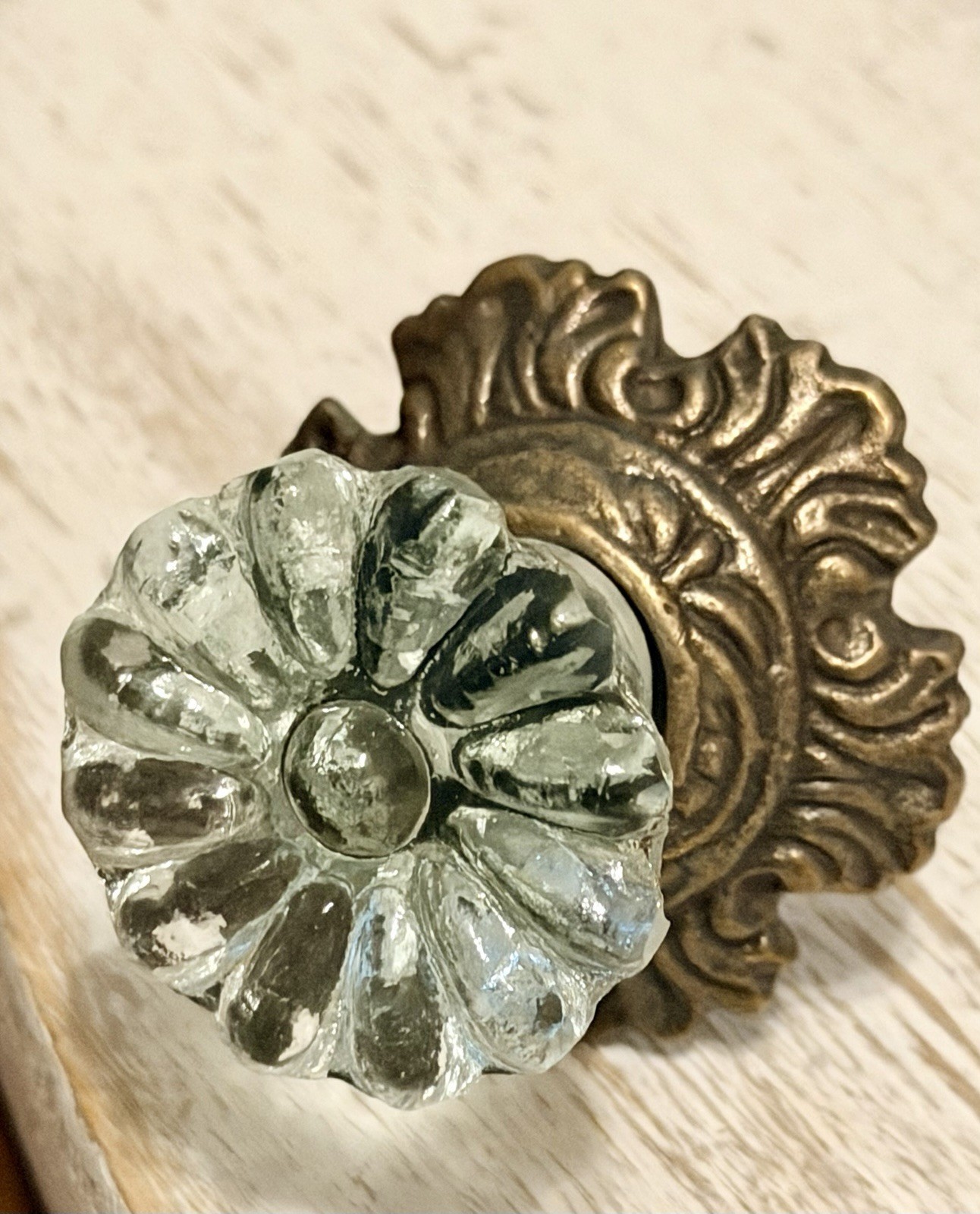 2 Antique Brass w/Glass Drawer Pulls Hardware Handles Vintage Cabinet Door Knob