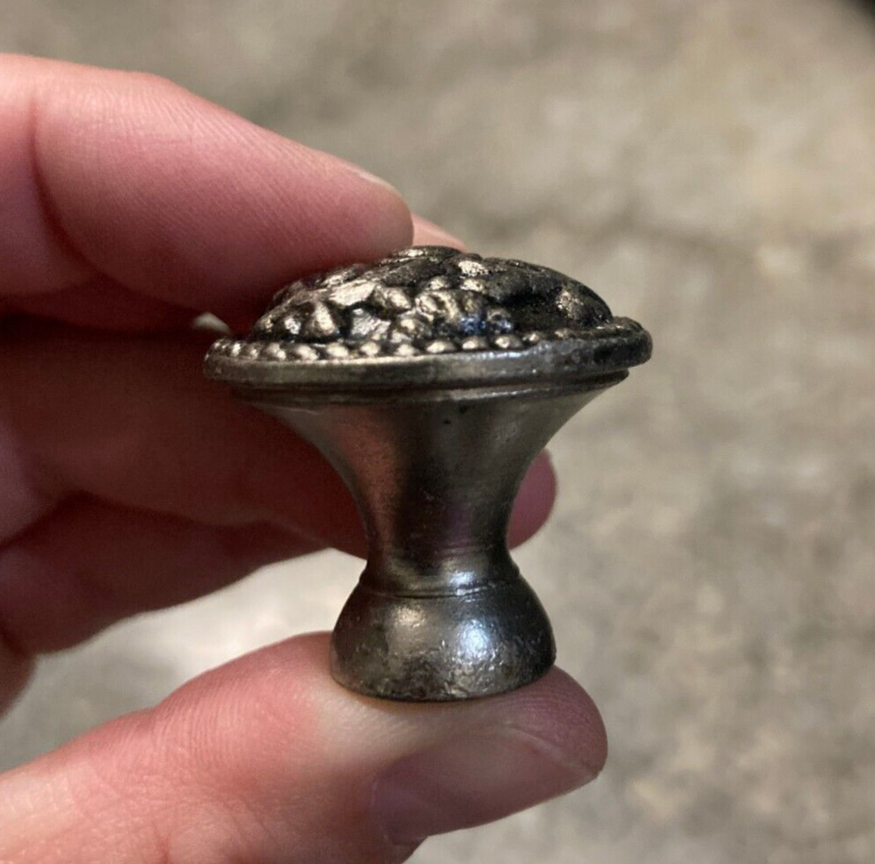 Vintage Antique Style Ornate Pewter Style Heart Round Drawer Knob Pull Handle