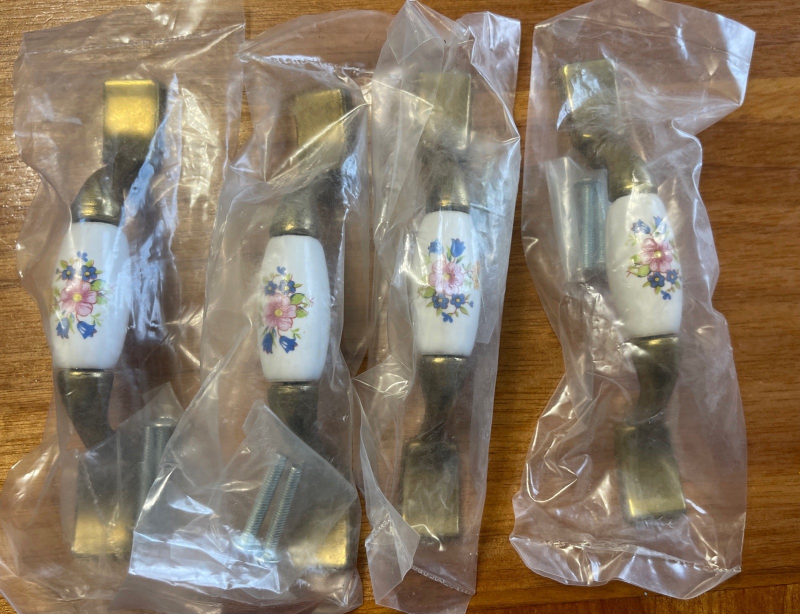 4 Vintage Floral Beige Ceramic Brass Amerock Cabinet Handles 3” Center #63854