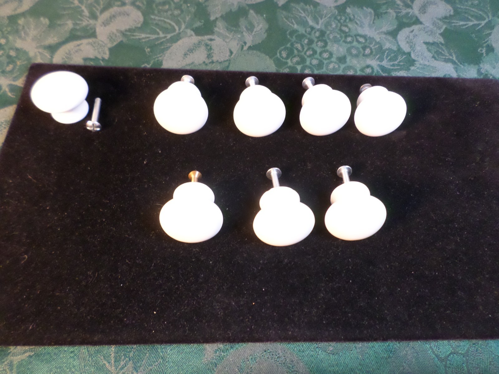 8pc Mid-Century Round White Porcelain Drawer Pulls w/Screws