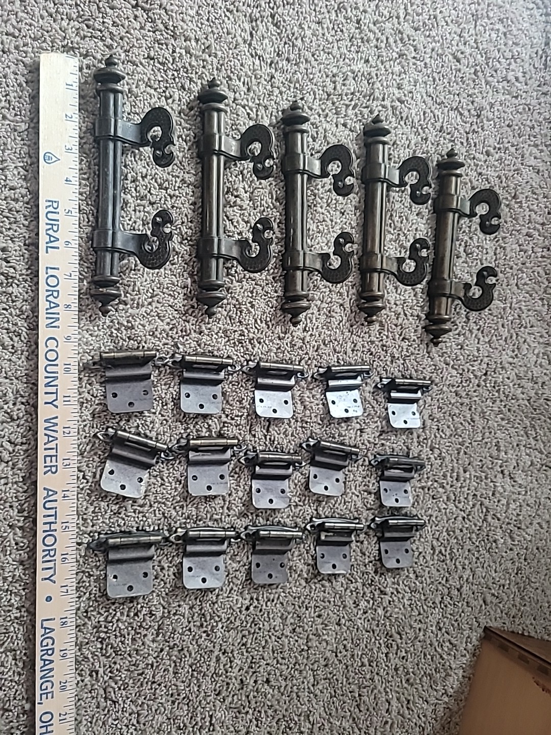 Vintage Gothic Lot 5 Bronze Tone 8.25” Cabinet Pulls Handles Holes 3.5” Hinges