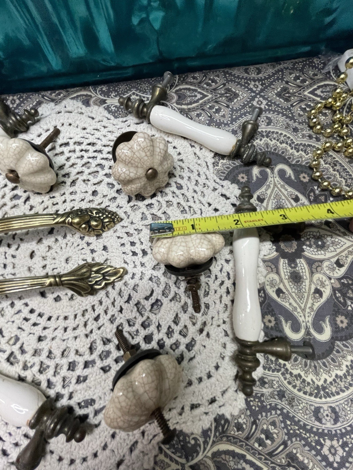 Vintage Lot (11) Miscellaneous Drawer/Cabinet Pulls/Knobs – Some Aged With Wear