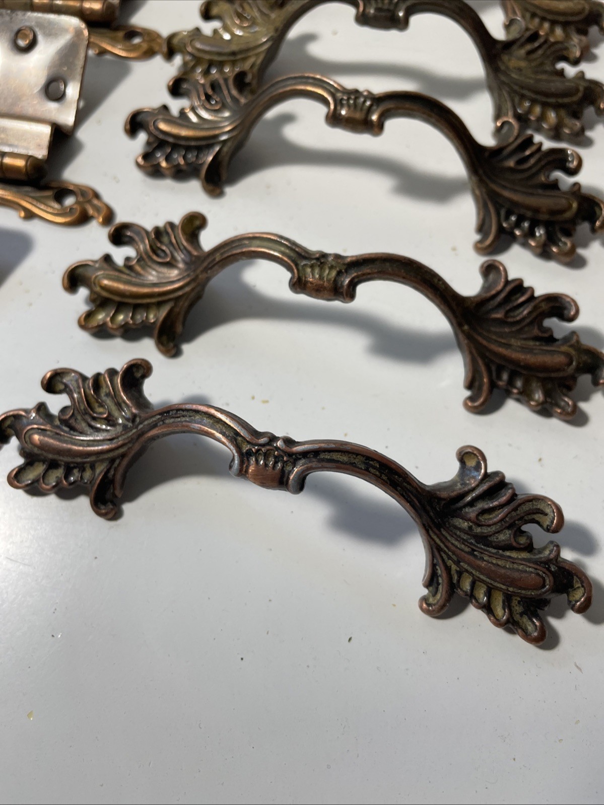 Ajax French Provincial Brass Drawer Pulls W Hinges 18 Hinges 9 Pulls
