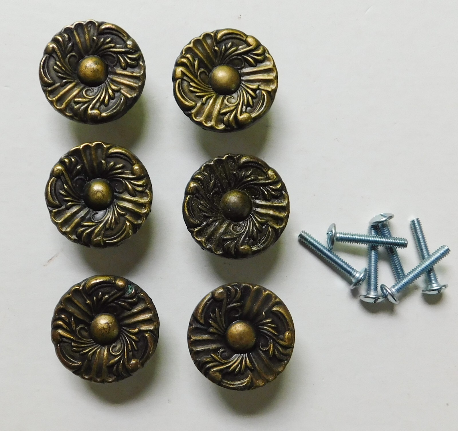 Lot of 6 Vintage Burnished Brass Round Knobs Floral French Provencial 3/8″ MORE