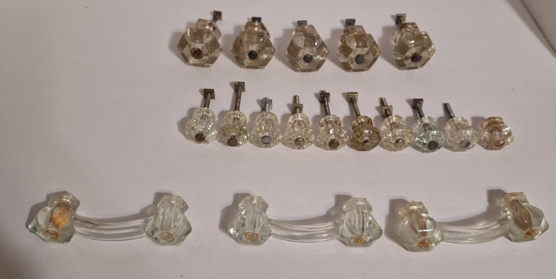 18 Assorted Glass Cabinet Knobs Drawer Pulls Antique Architectural Salvage