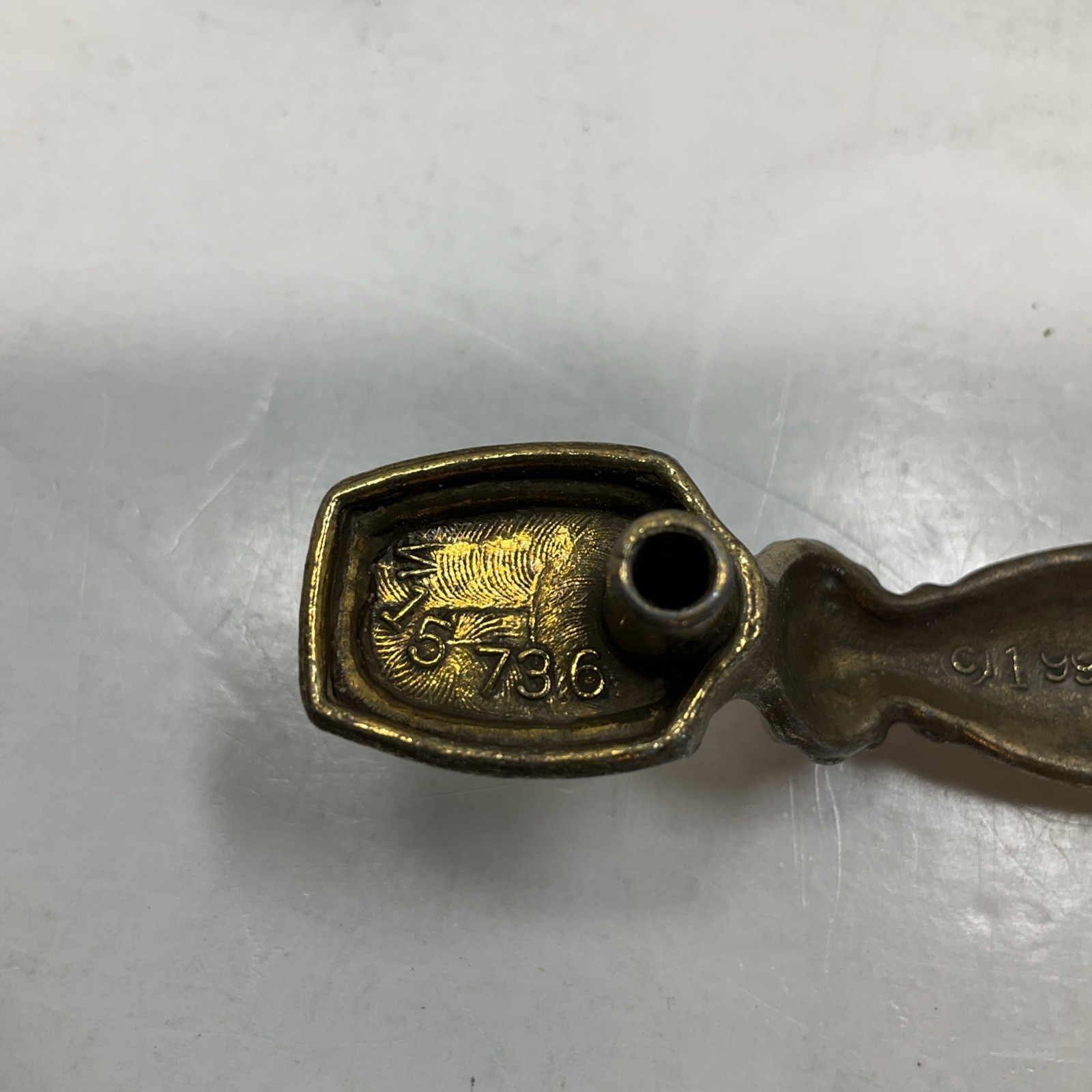 Keeler Brothers Corp. (KBC) 35 Pc. Vintage 1994 brass drawer pulls #N15736 Lot