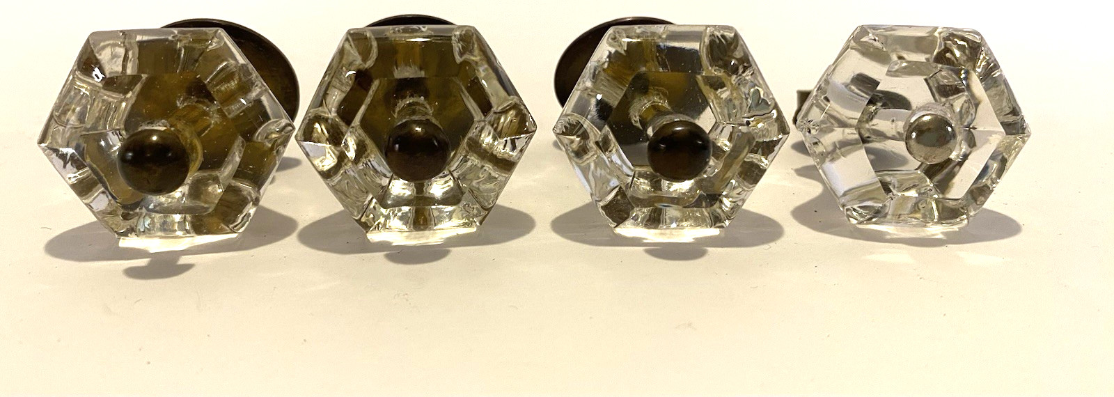Set-4 VTG Clear Glass 1.5″ x 1.5″ Hexagon (6 Sided) Cabinet/Drawer Pulls/Knobs
