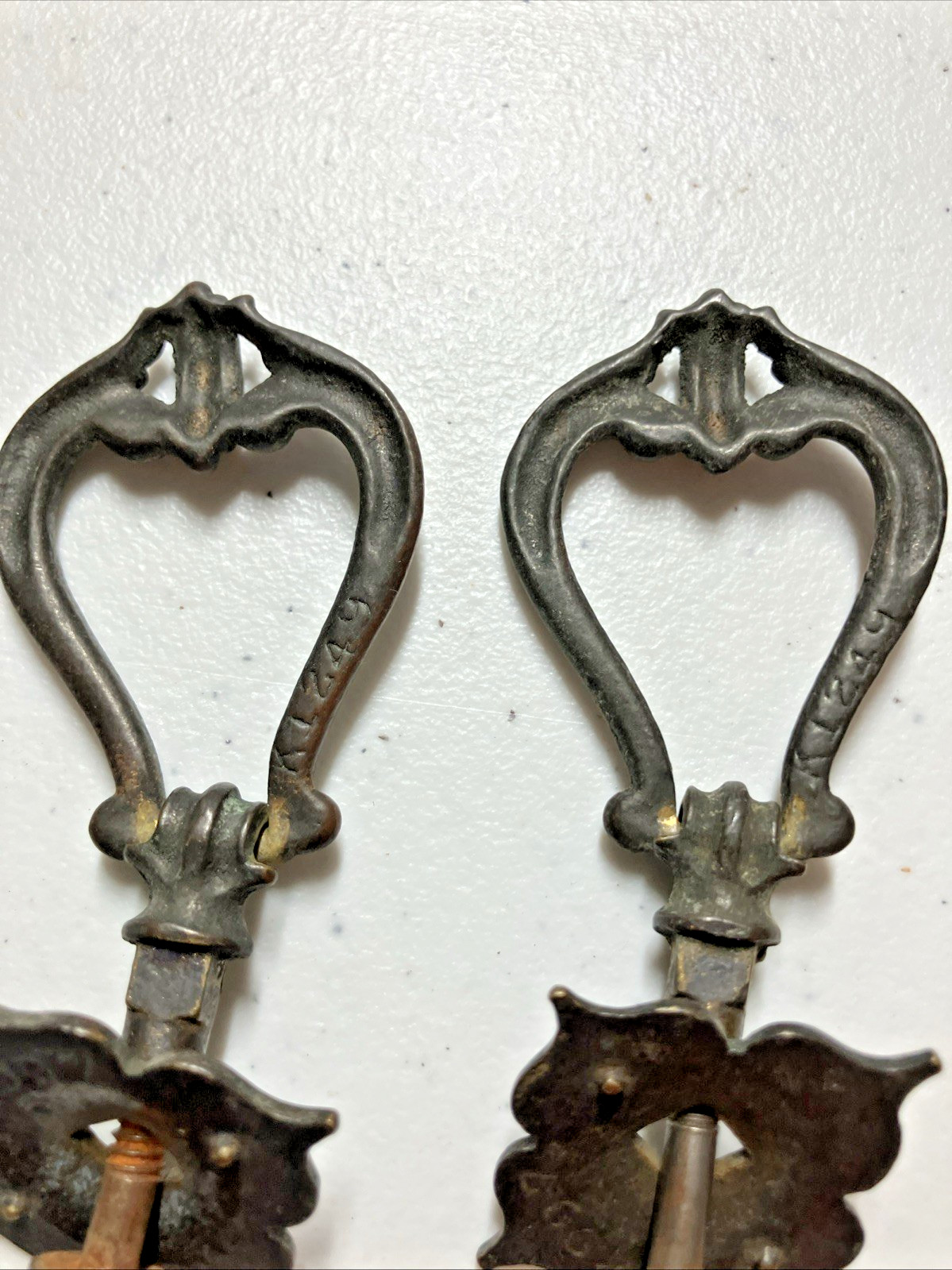 Antique Vintage Drawer Drop Ring, Knots And Miscellaneous Lot of 10