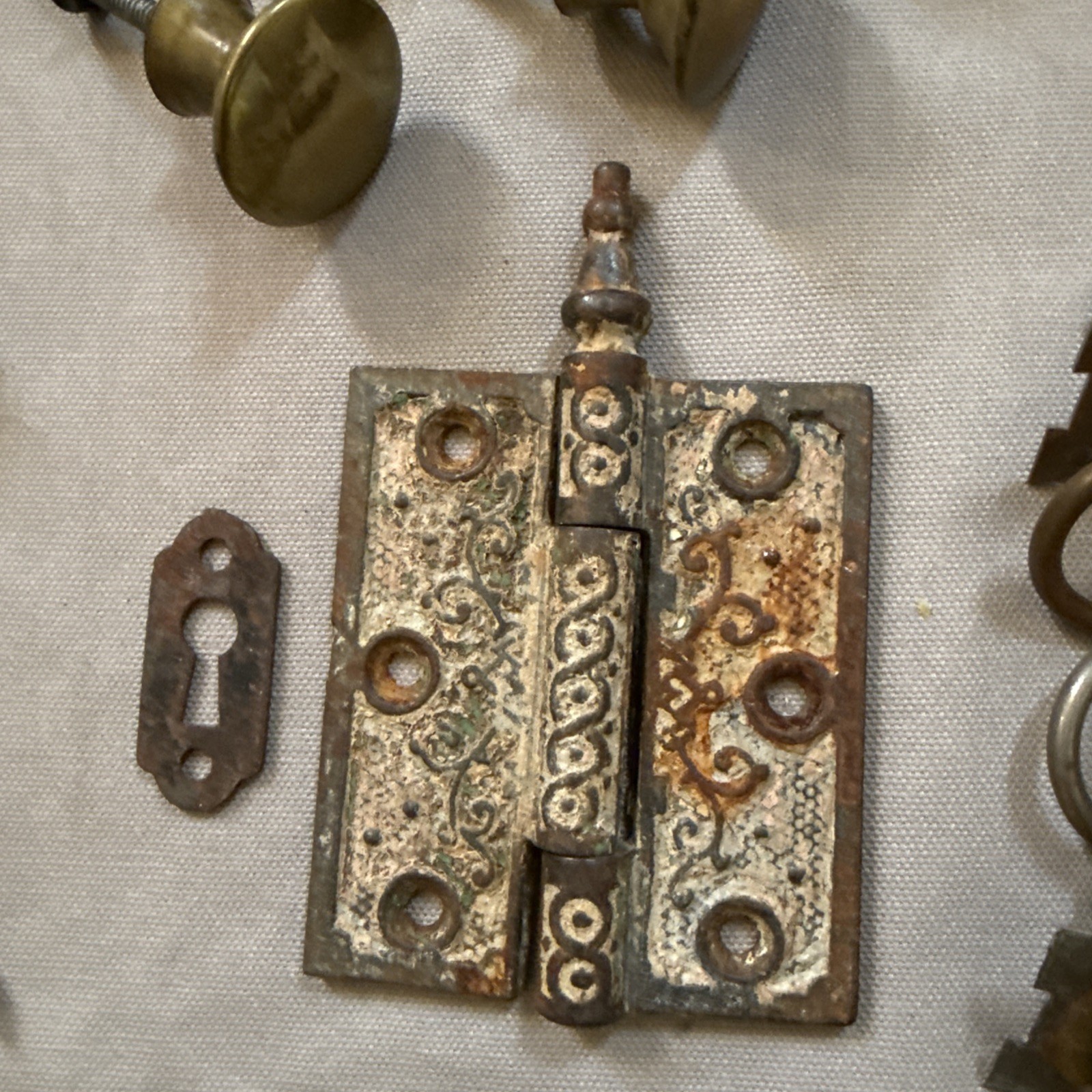 Vintage Furniture Hardware Assorted Parts Drawer Pulls Handles 100 Plus Lot