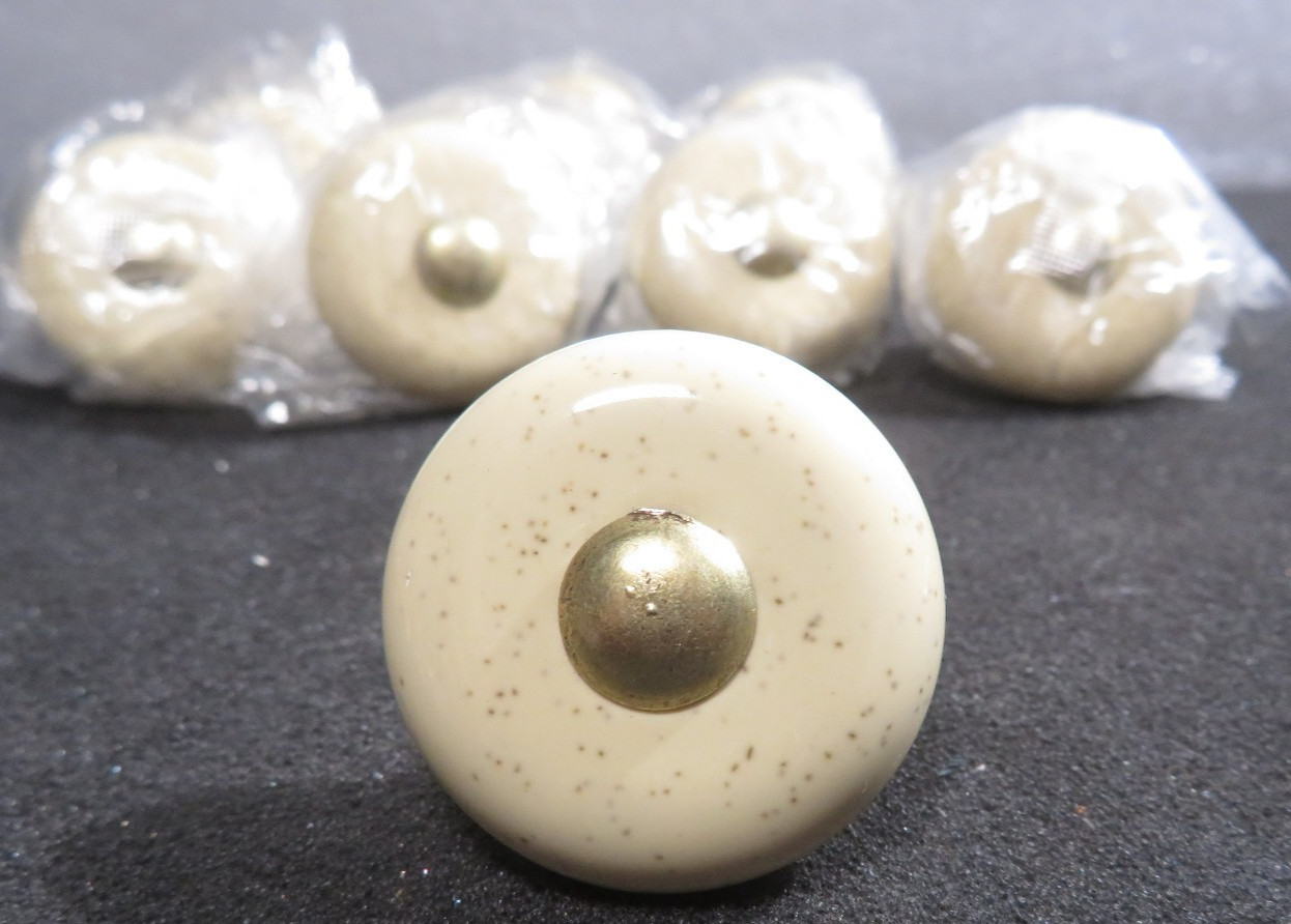 10 NOS Vintage Speckled Ivory Porcelain Brass Cabinet Drawer Mushroom Pulls