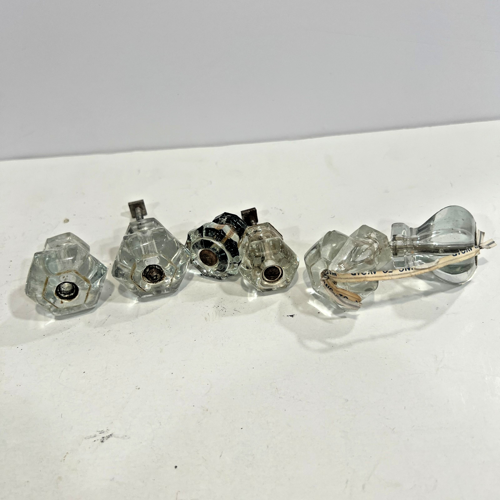 Vintage Lot of 6 Depression Glass Hexagon Pressed Glass Knobs Cabinet Draw Pulls