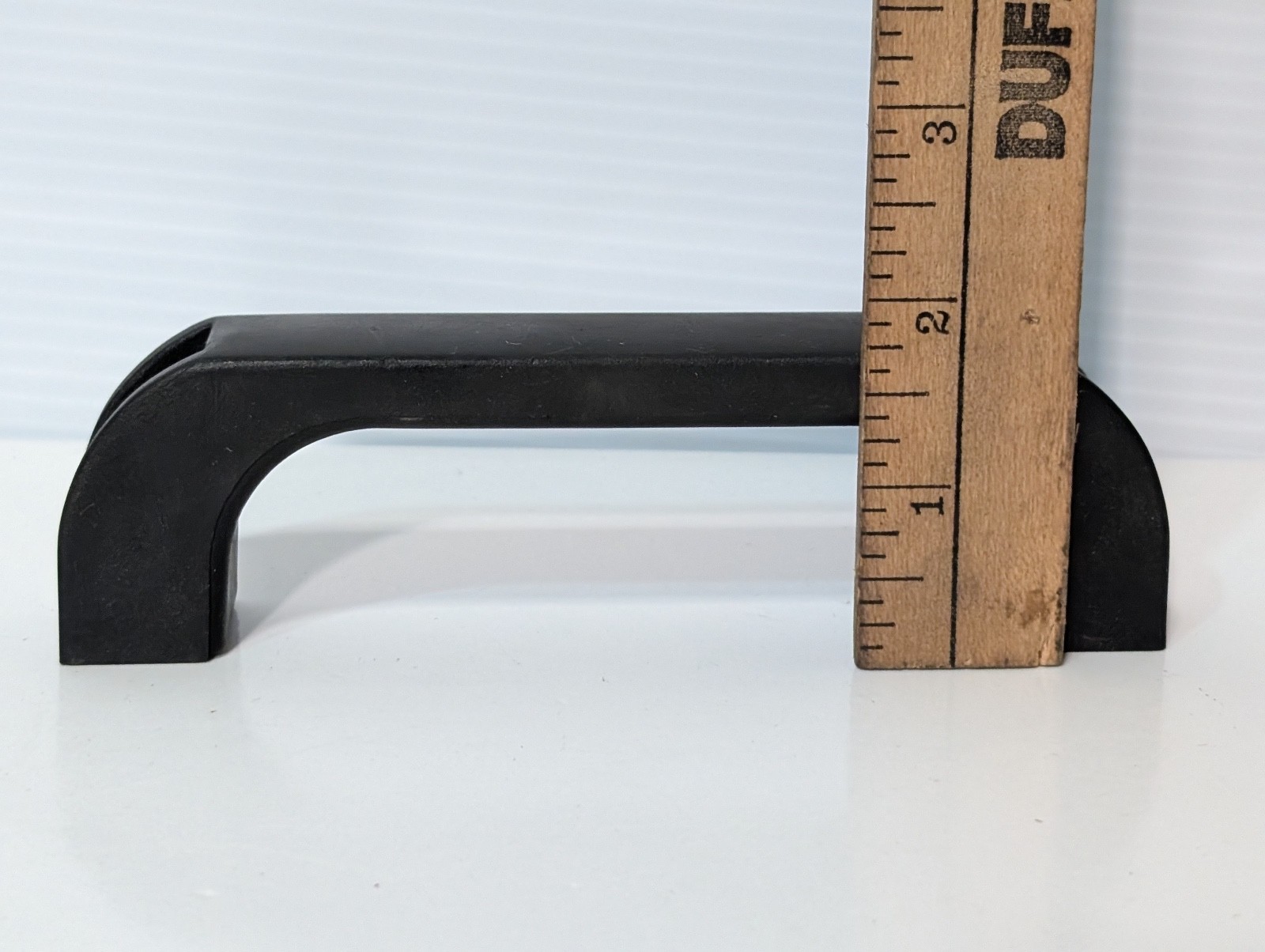 Lot of 6 One Piece Plastic Rectangular Bar Front Mount Pull Handles