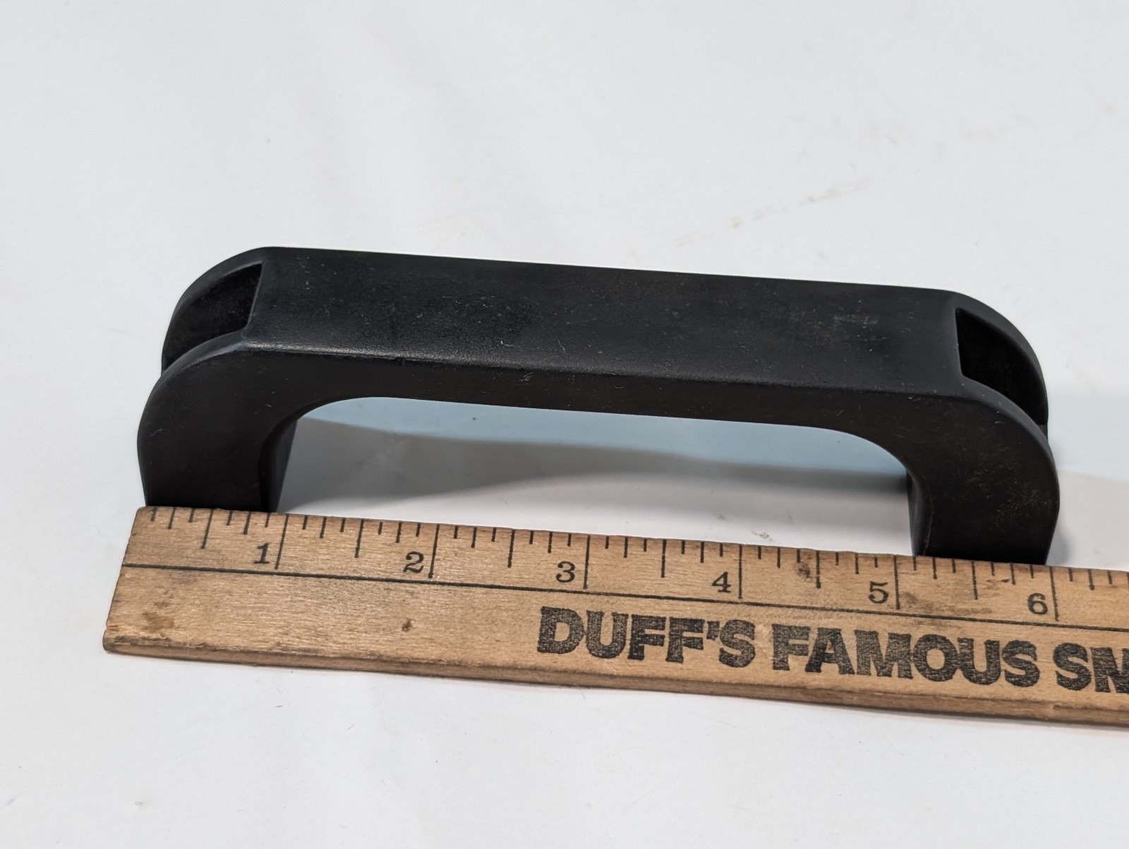 Lot of 6 One Piece Plastic Rectangular Bar Front Mount Pull Handles
