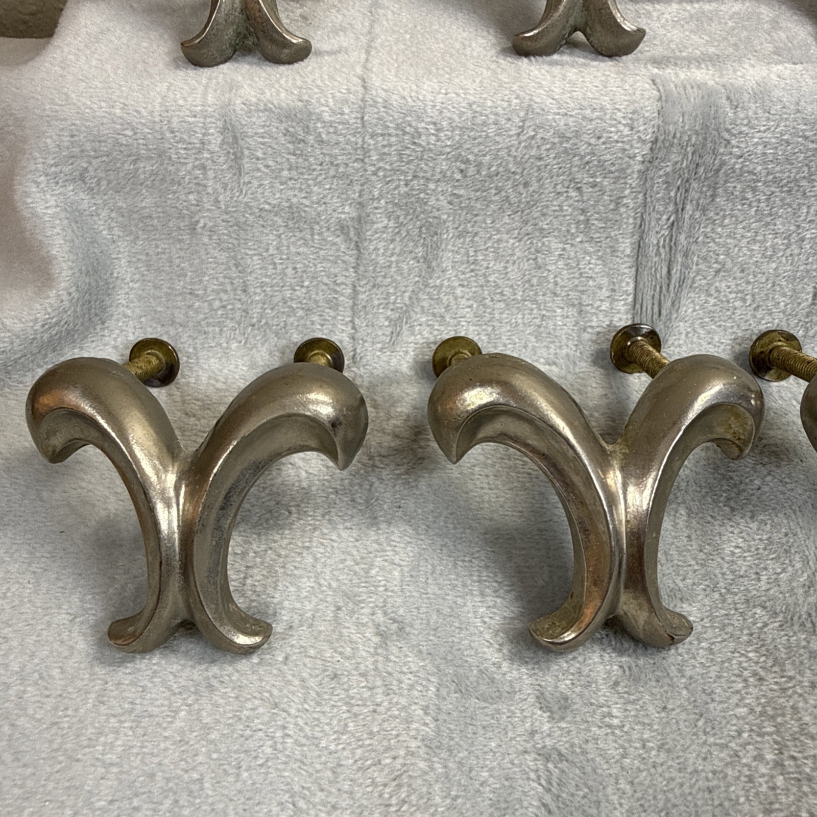 VTG Keeler Brass Co Double Scroll Cabinet Drawer Knob Pulls Silver Tone Set Of 8