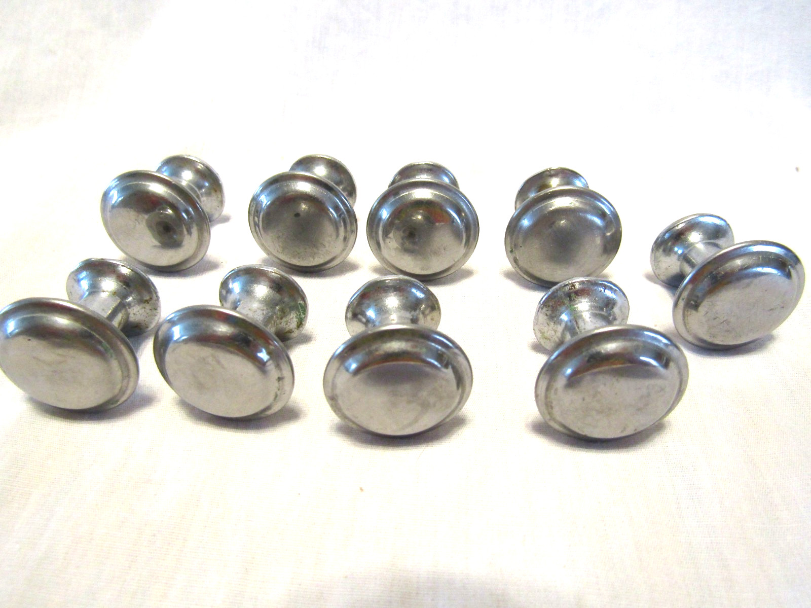Nine Vintage 1″ Small Chrome Drawer Knobs Cabinet Door Pulls Mushroom Shaped