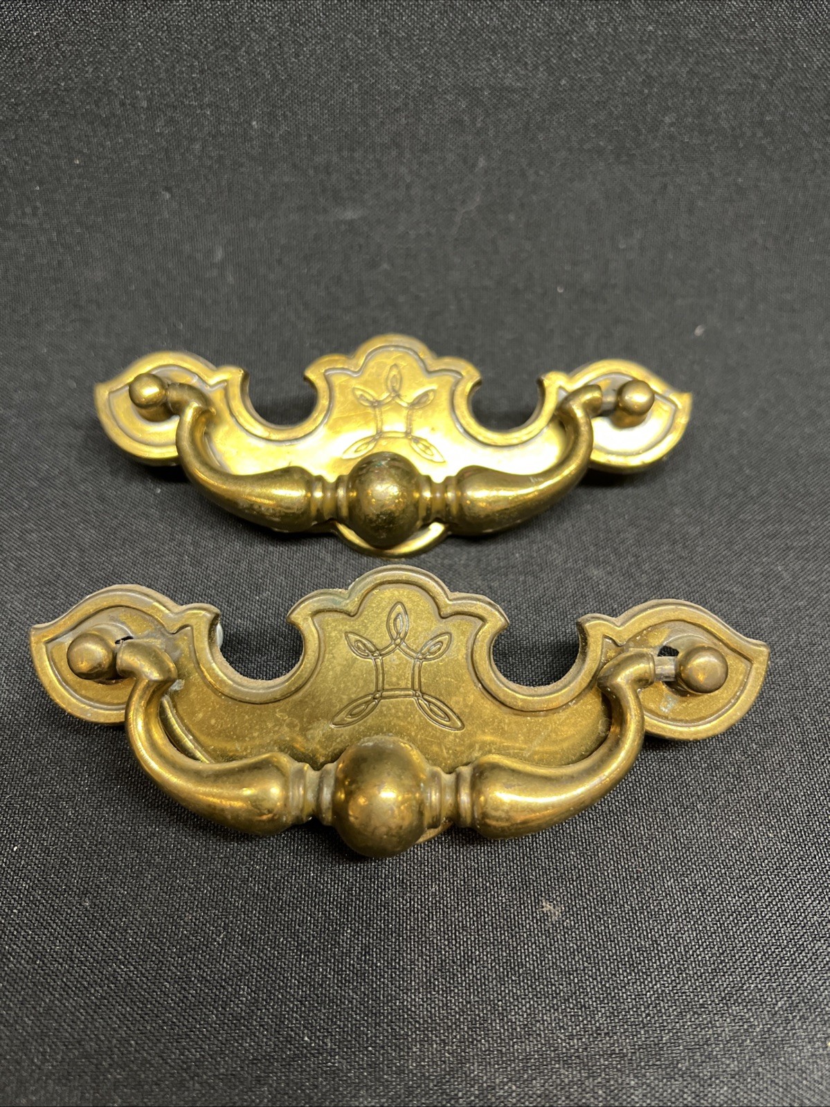 2 VTG Chippendale Bat Wing Geometric Pressed Center Design Gold Tone Drawer Pull