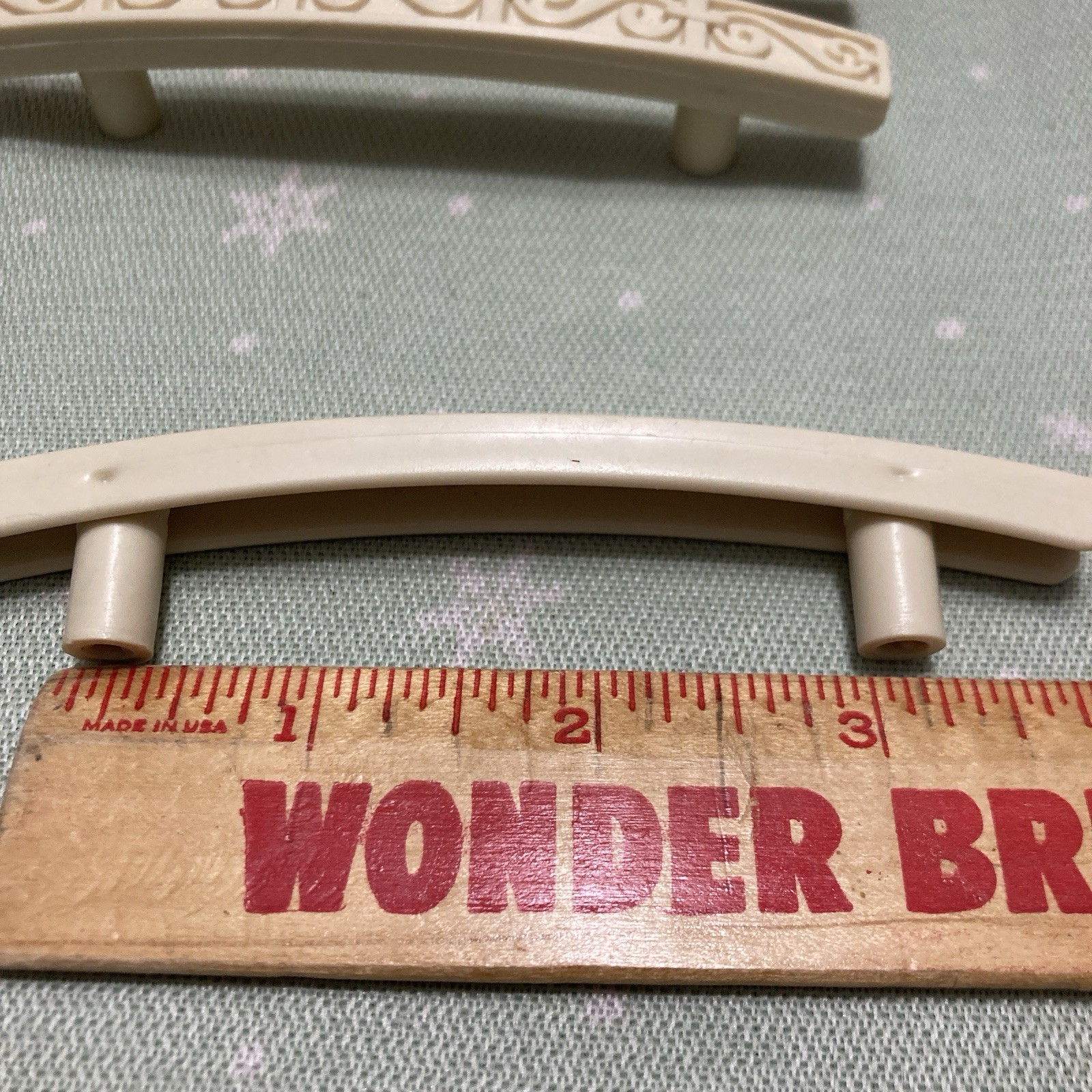 Beige Kitchen Cupboard Handles set of 4 Vtg Scrolled MCM Plastic Cabinet