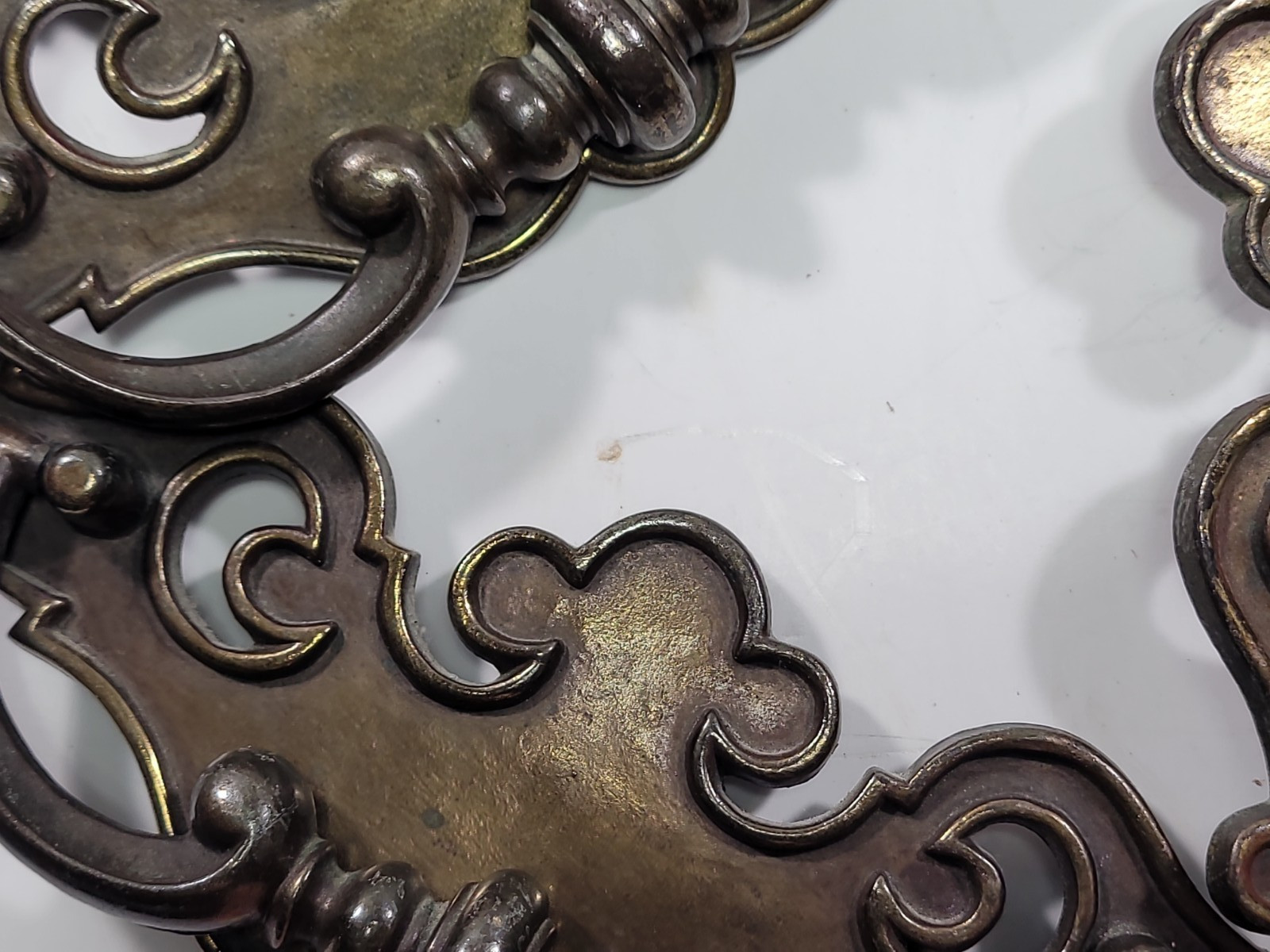 Vintage Brass Batwing Chippendale Style Drop Bail Pull Drawer Hardware BPC 2716