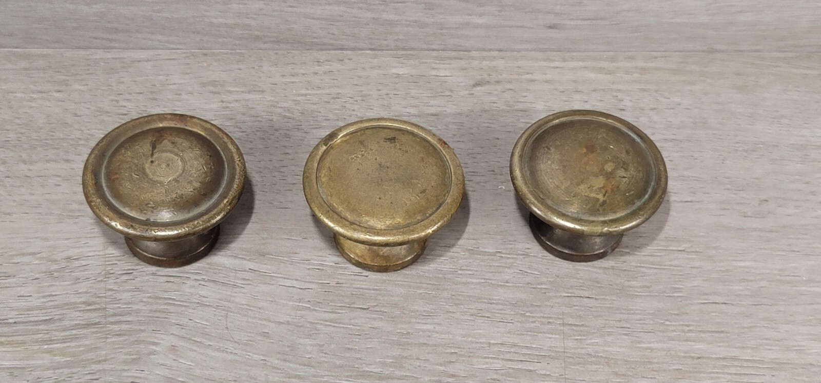 Drawer Pull Cabinet Knob Solid Brass Vintage 1 1/2 Dia 1″ Tall Traditional Round