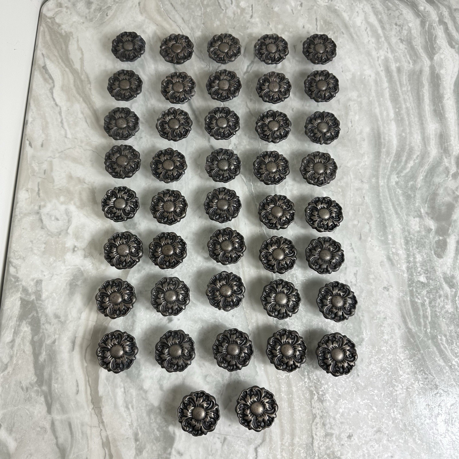 Lot Of 42 Floral Cabinet Drawer Pulls Knobs French Provincial Victorian Ornate