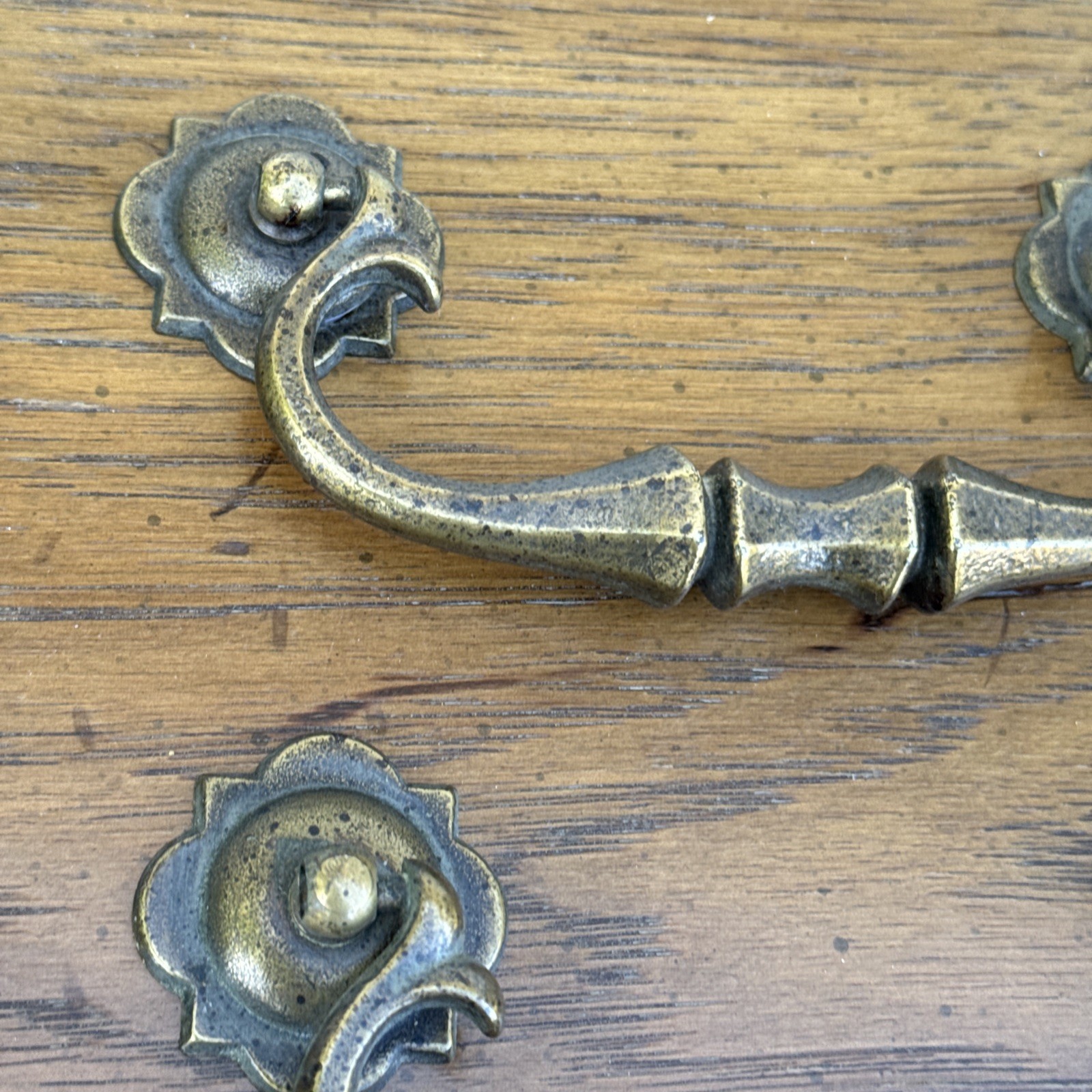 Drexel Guildhall Drawer Pulls For Vintage Dresser Nightstand Credenza MCM Brass