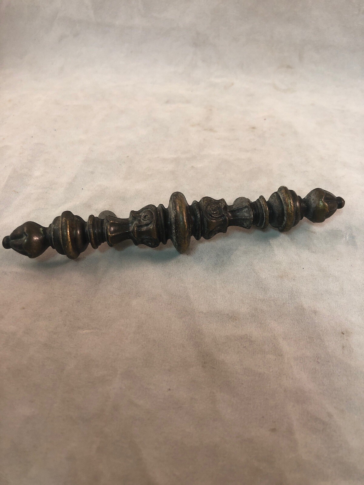 1 Vintage Ornate Brass Dresser Cabinet Desk Drawer Pull Handle 6″ Canada CH 1730