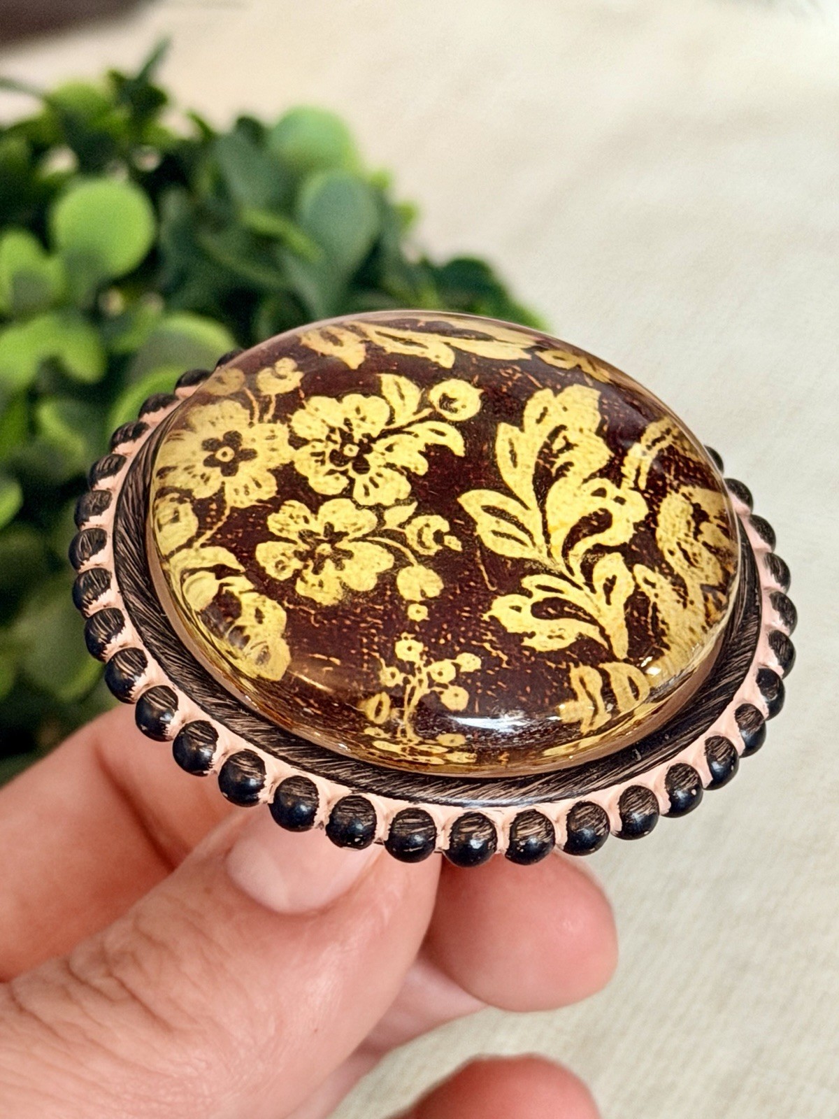 Large Floral Cast Iron Distressed Cream Brown Knobs Glass Floral Leaf Knobs Pull