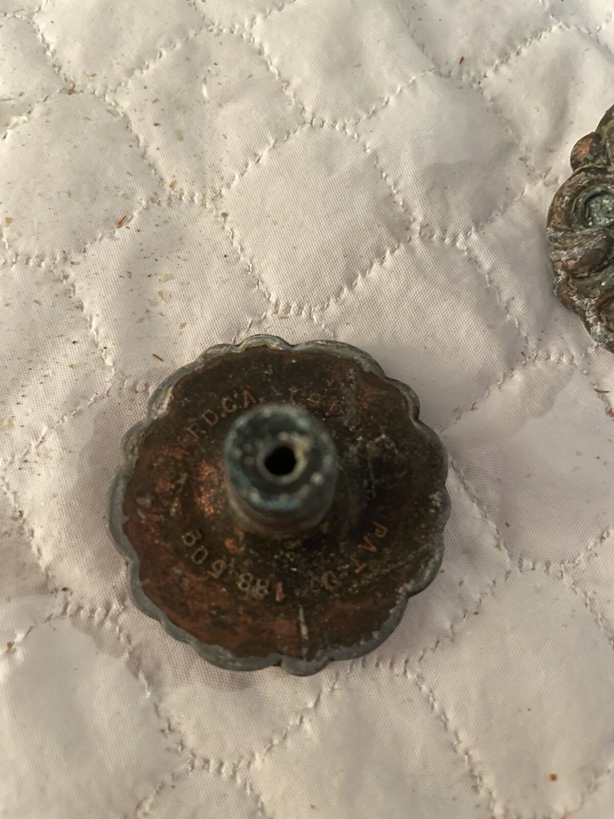 Vintage 2 Pairs Of Brass/brass Like Knobs Round -floral Flower