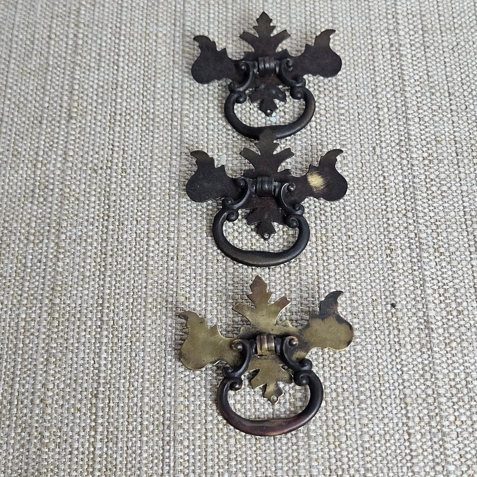 Chippendale Batwing Drawer Pulls Brass K601 SET OF 3 Vintage Drop Bail Handle