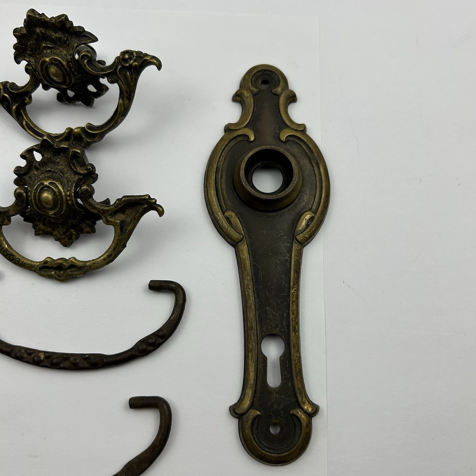 Antique Keeler Brass (KBC) H553 Drawer Pulls & Art Nouveau Hardware Salvage Lot