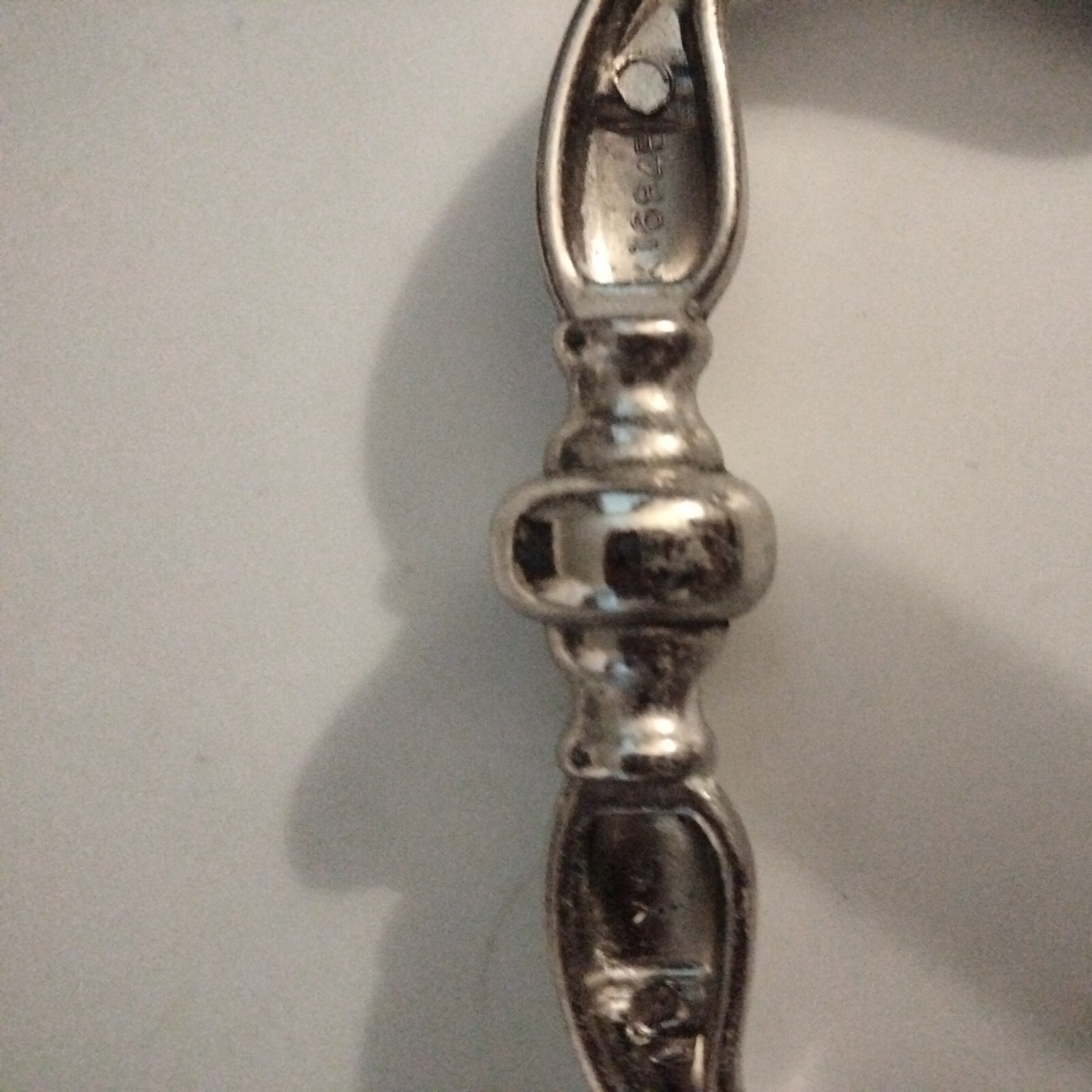 Chrome Finish Bail Drop Drawer Pull Handle, 4″ C2C. Overall Length 5.5″SALVAGED