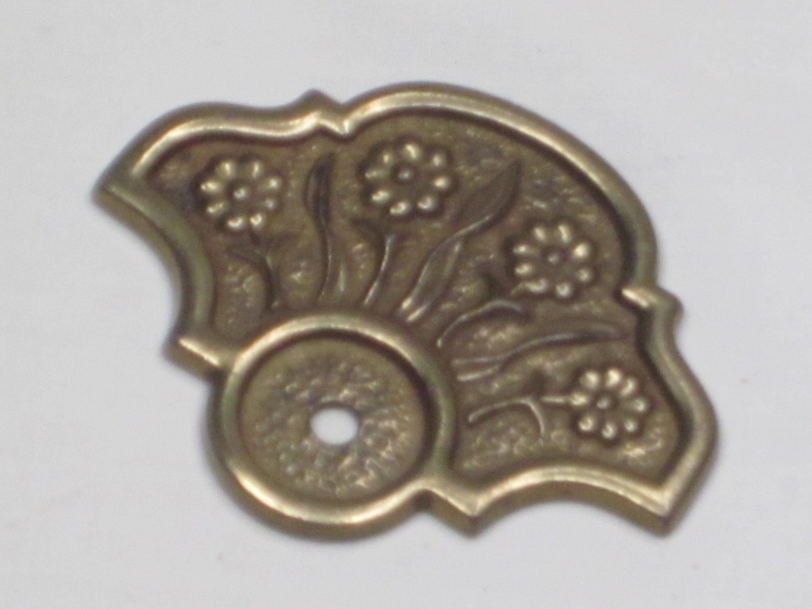 vintage KEELER BRASS Co. N18245 ornate backplate handle back plate hardware part