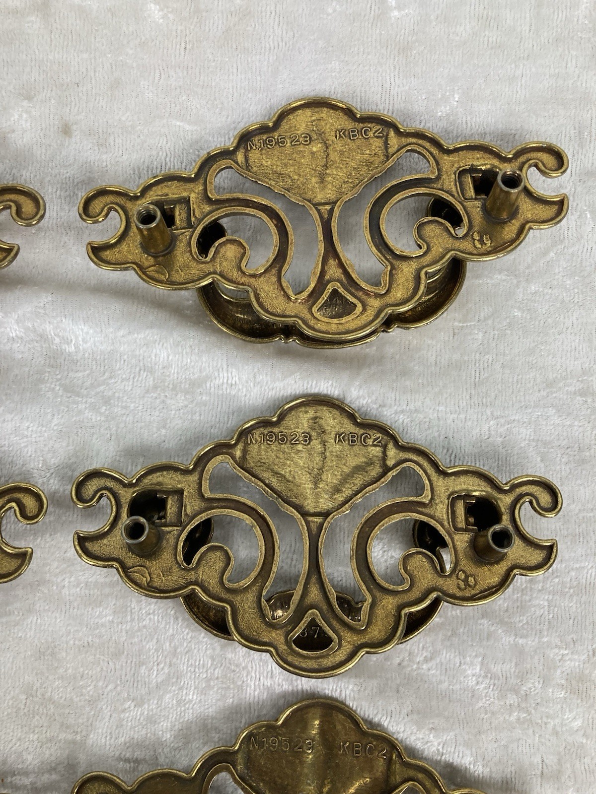 Vtg Brass Chippendale Federal Wheat Drawer Pulls Handle Bail Drop Lot of 8