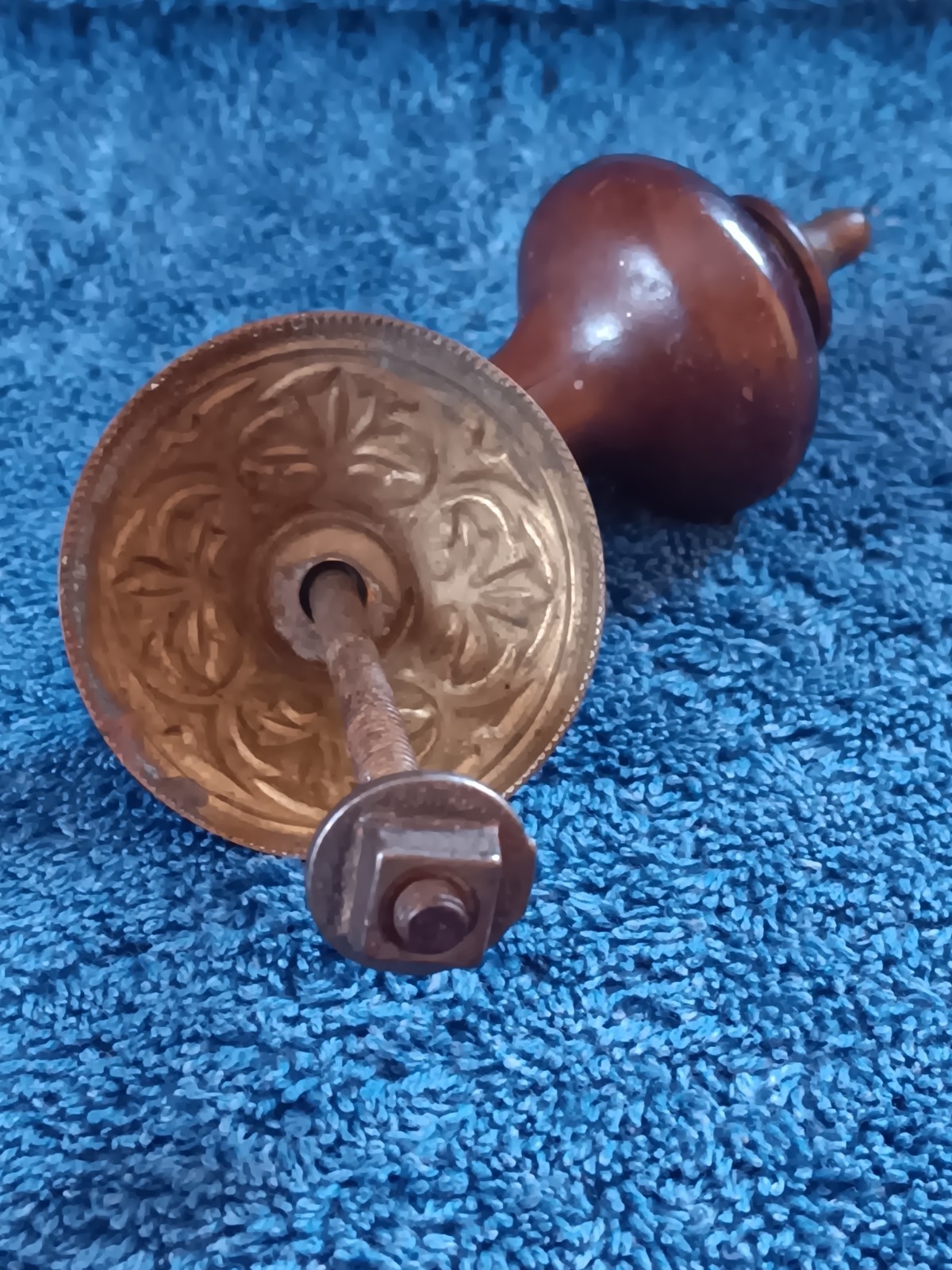 Htf Antique teardrop Estate Single ONE WALNUT? EBONIZED VICTORIAN PULL