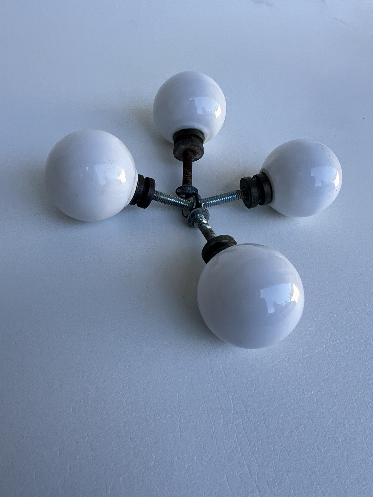 4pc MidCentury Genuine Kipp Stewart Drexel Declaration 1″ Knobs Pulls Porcelain