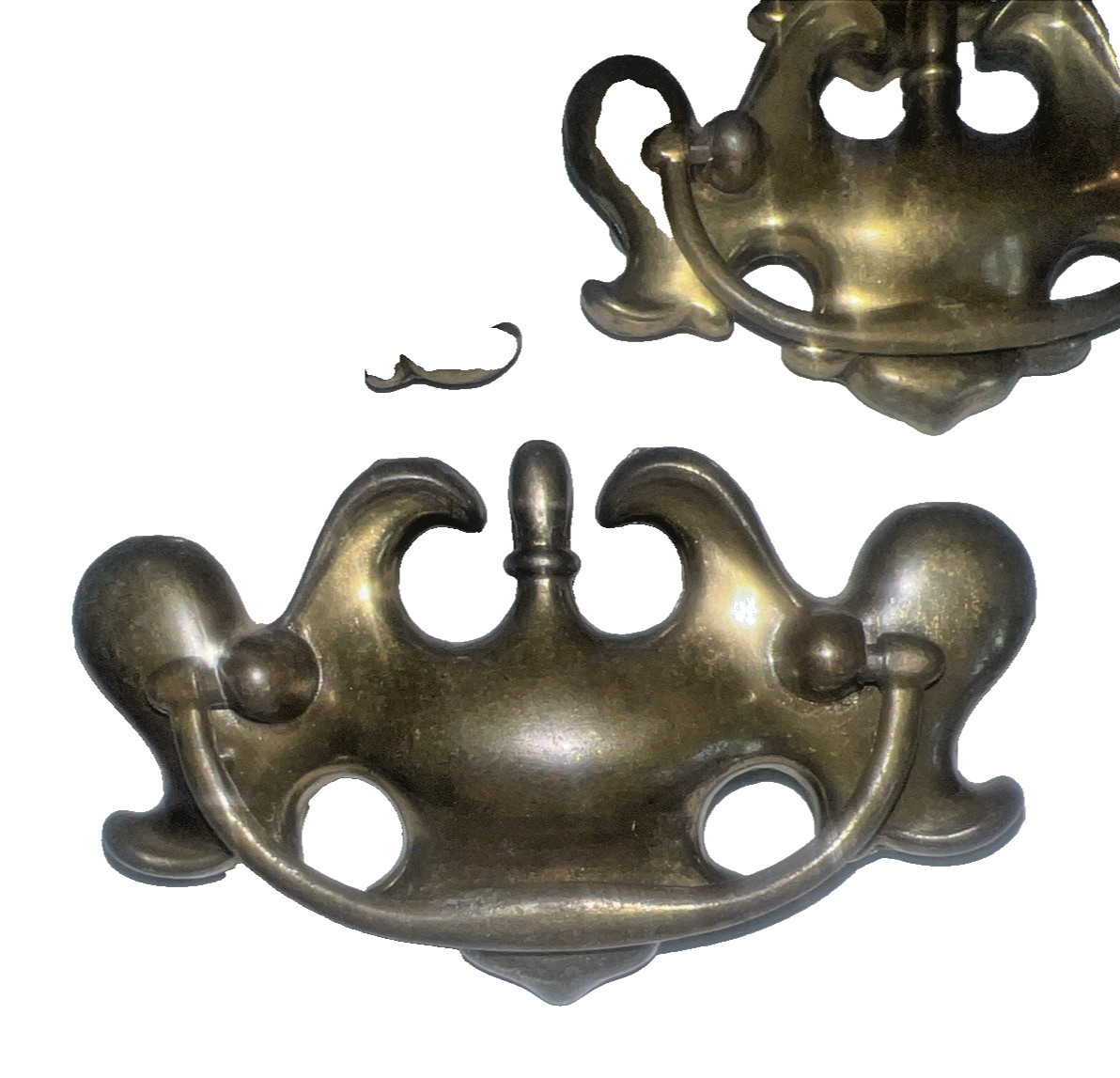 Chippendale Colonial Brass Antique Hardware Batwing Drawer Pulls Handles 5 Total