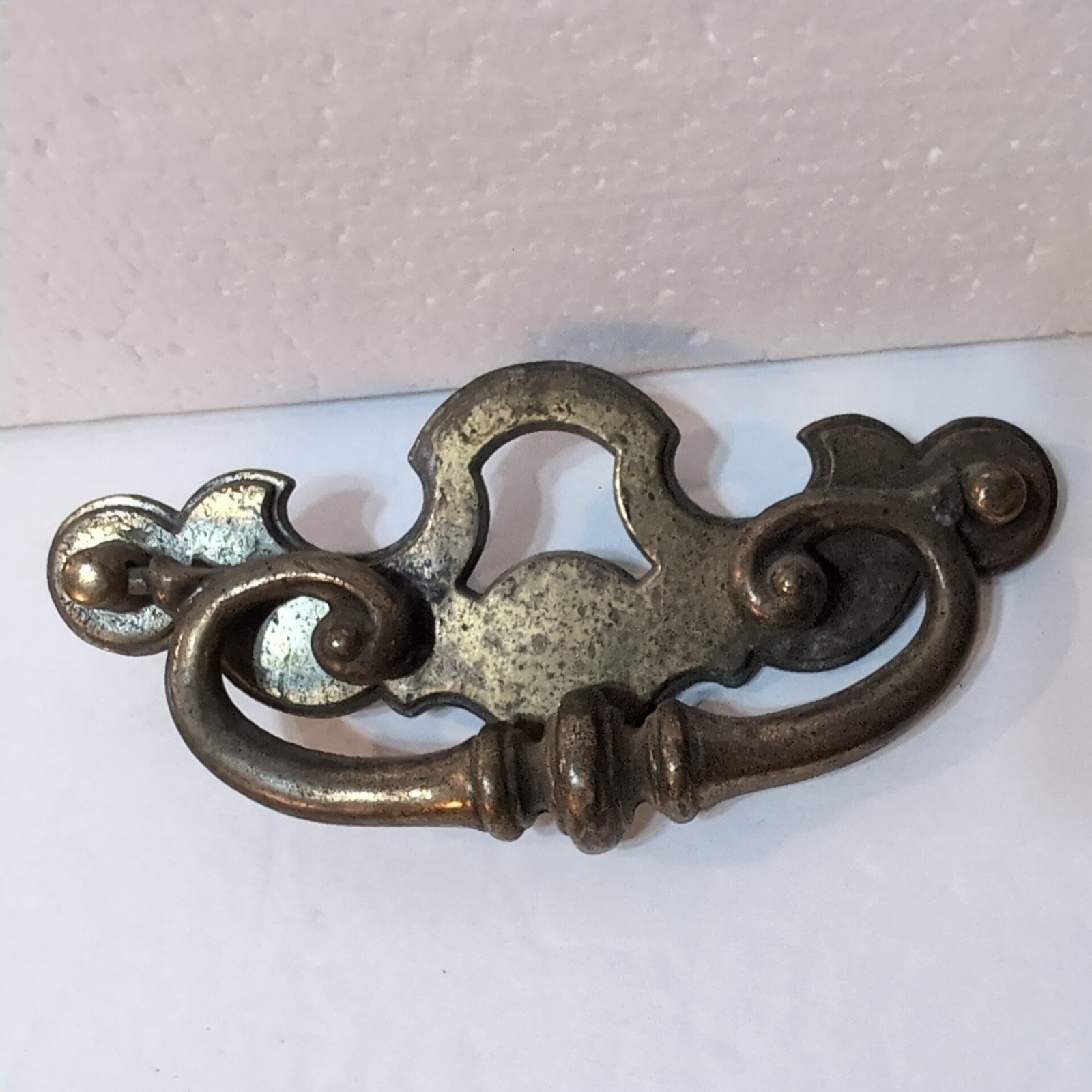 5 BPC 2977 1671 Large 1940s Drop Bail Pull Handle Dark Brass 5-1/4″ Centers MCM