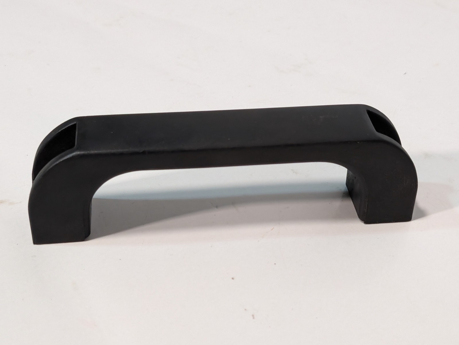 Lot of 6 One Piece Plastic Rectangular Bar Front Mount Pull Handles