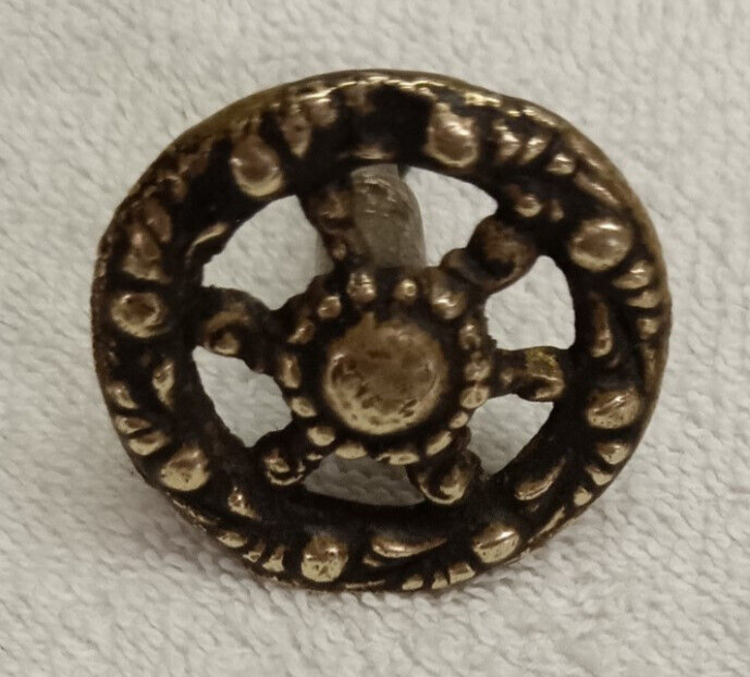 ANTIQUE HEAVY BRASS ROUND DRAWER, DOOR,DESK,BIN PULL /KNOB, 1 1/2 IN. DIAMETER