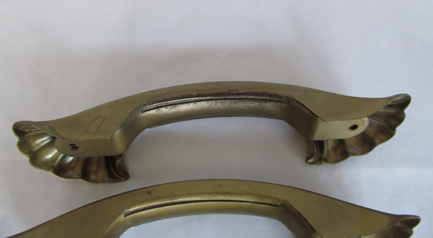 4 Vintage Art Deco Waterfall Metal Drawer Handles Pulls 5 5/8″ 4 1/4″ on center